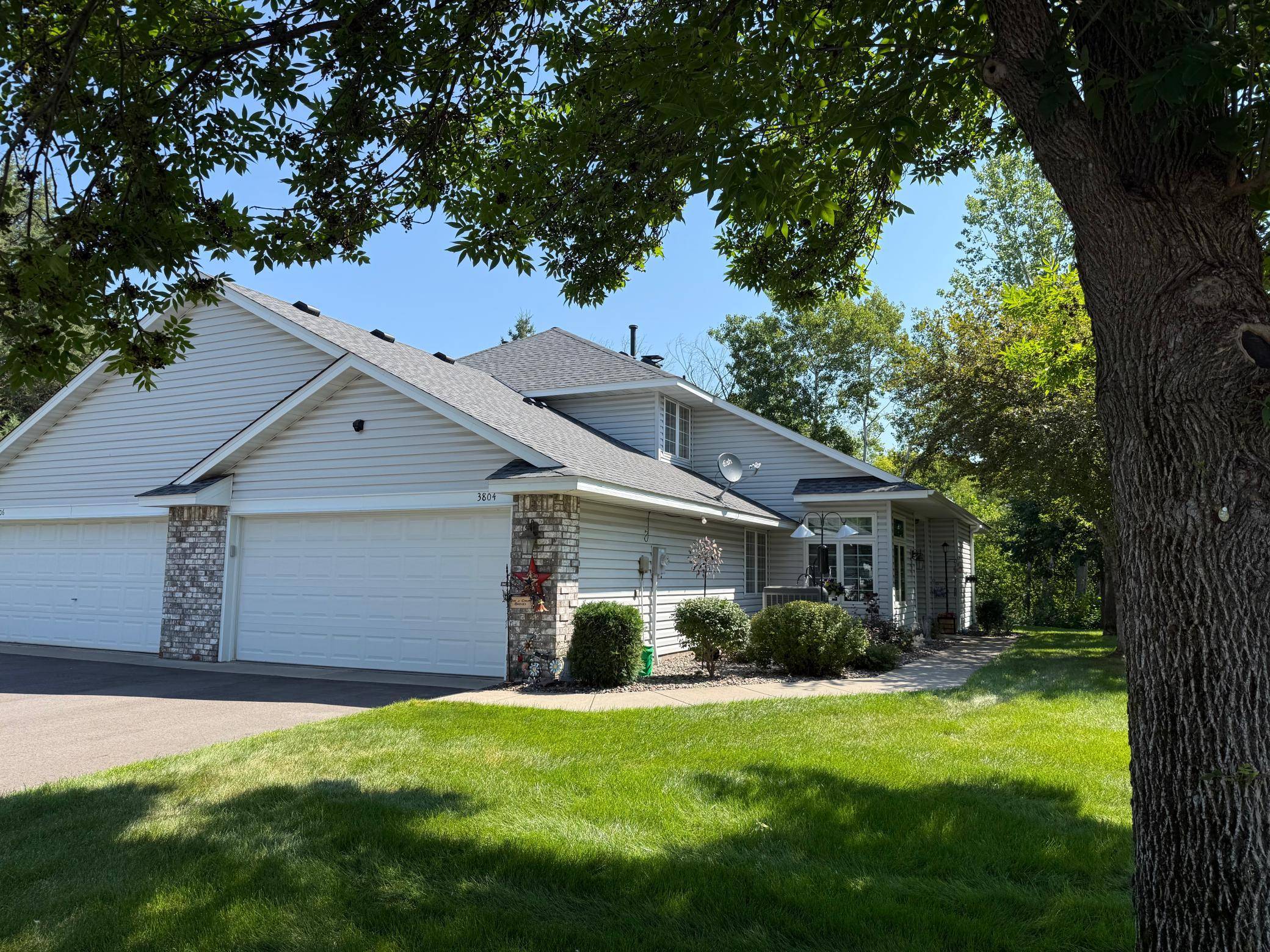 3804 Weaver CT, Anoka, MN 55303