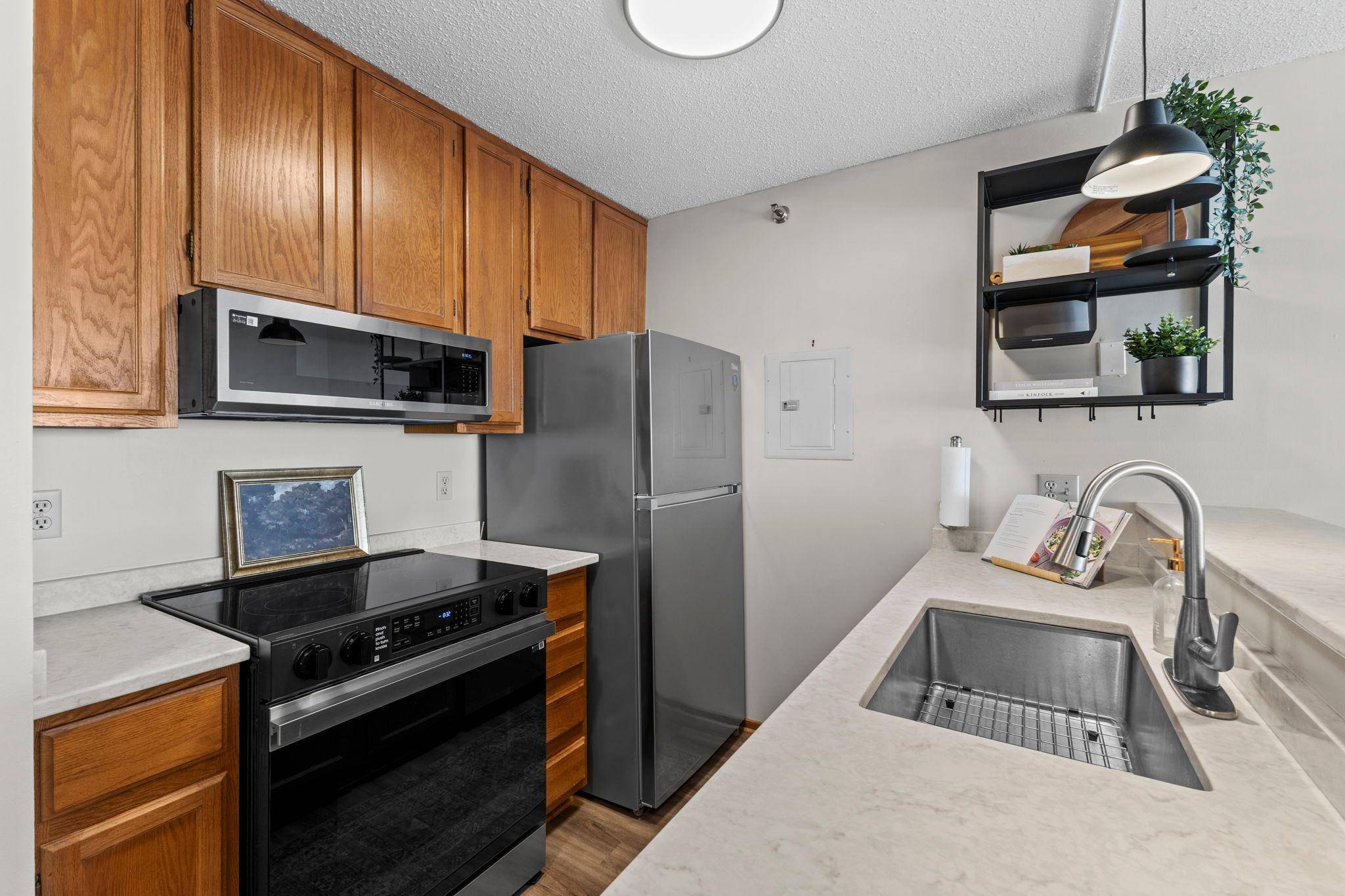 433 S 7th ST #2126, Minneapolis, MN 55415