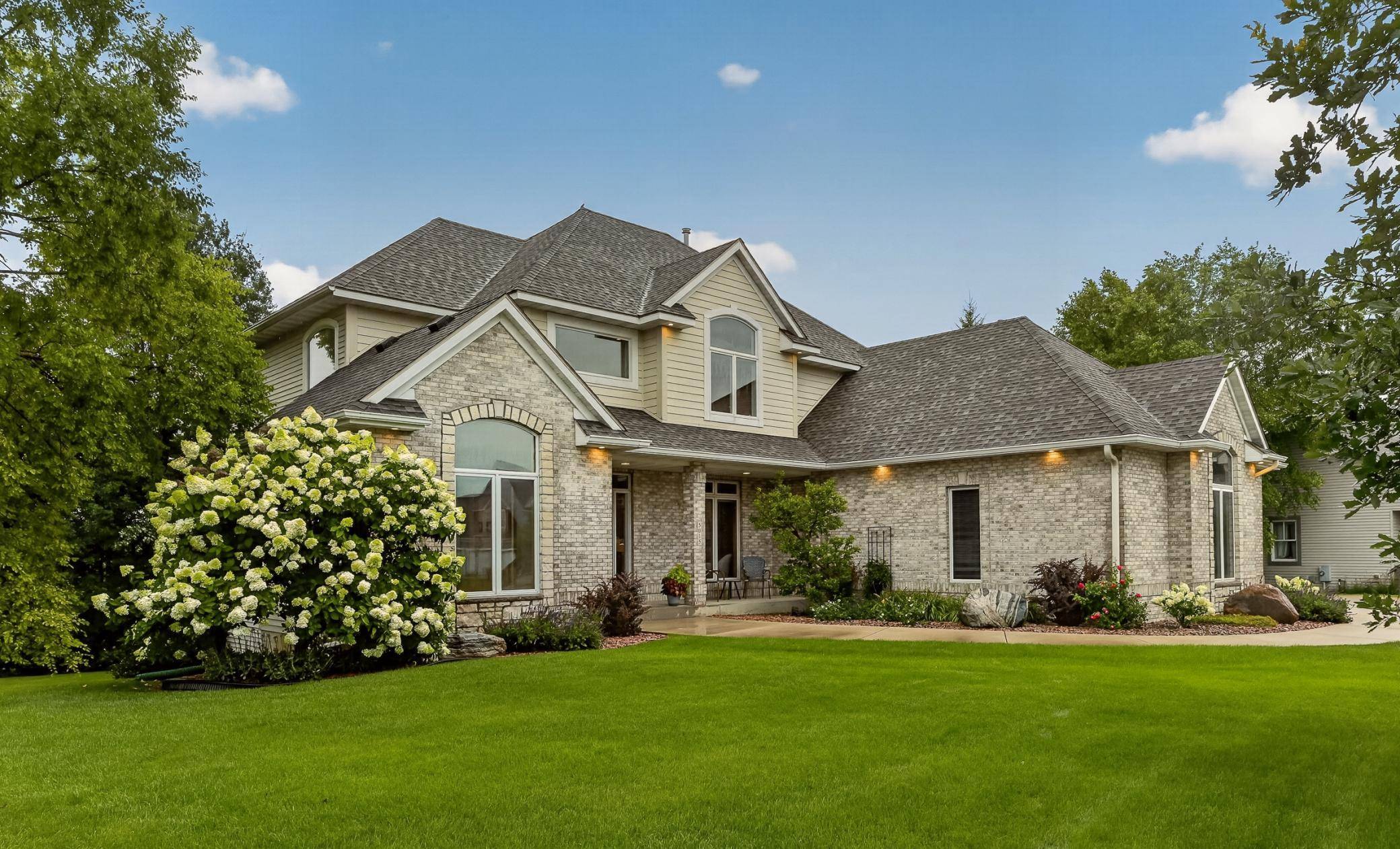 5015 Regal Oak LN SW, Rochester, MN 55902