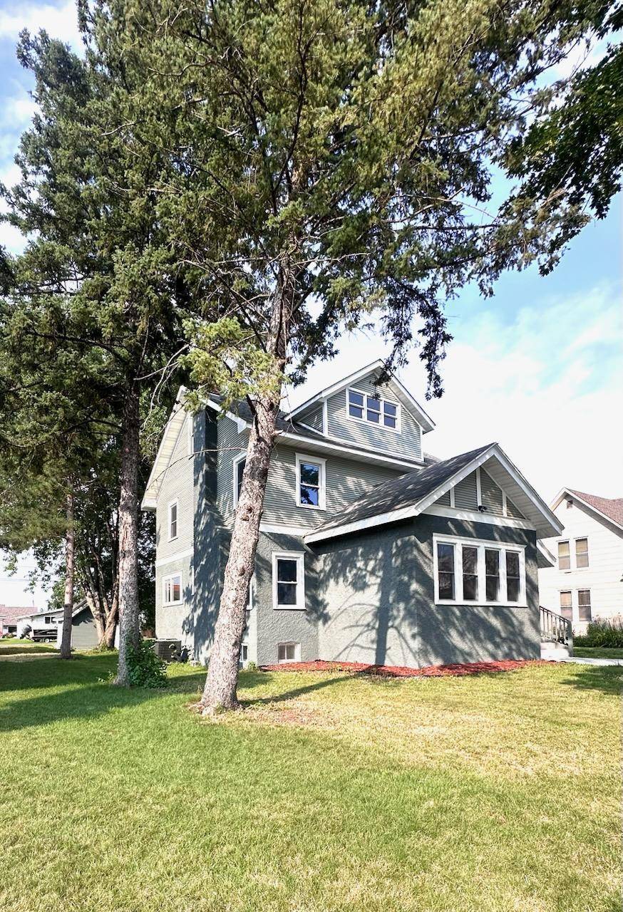 318 2nd ST W, Wabasha, MN 55981