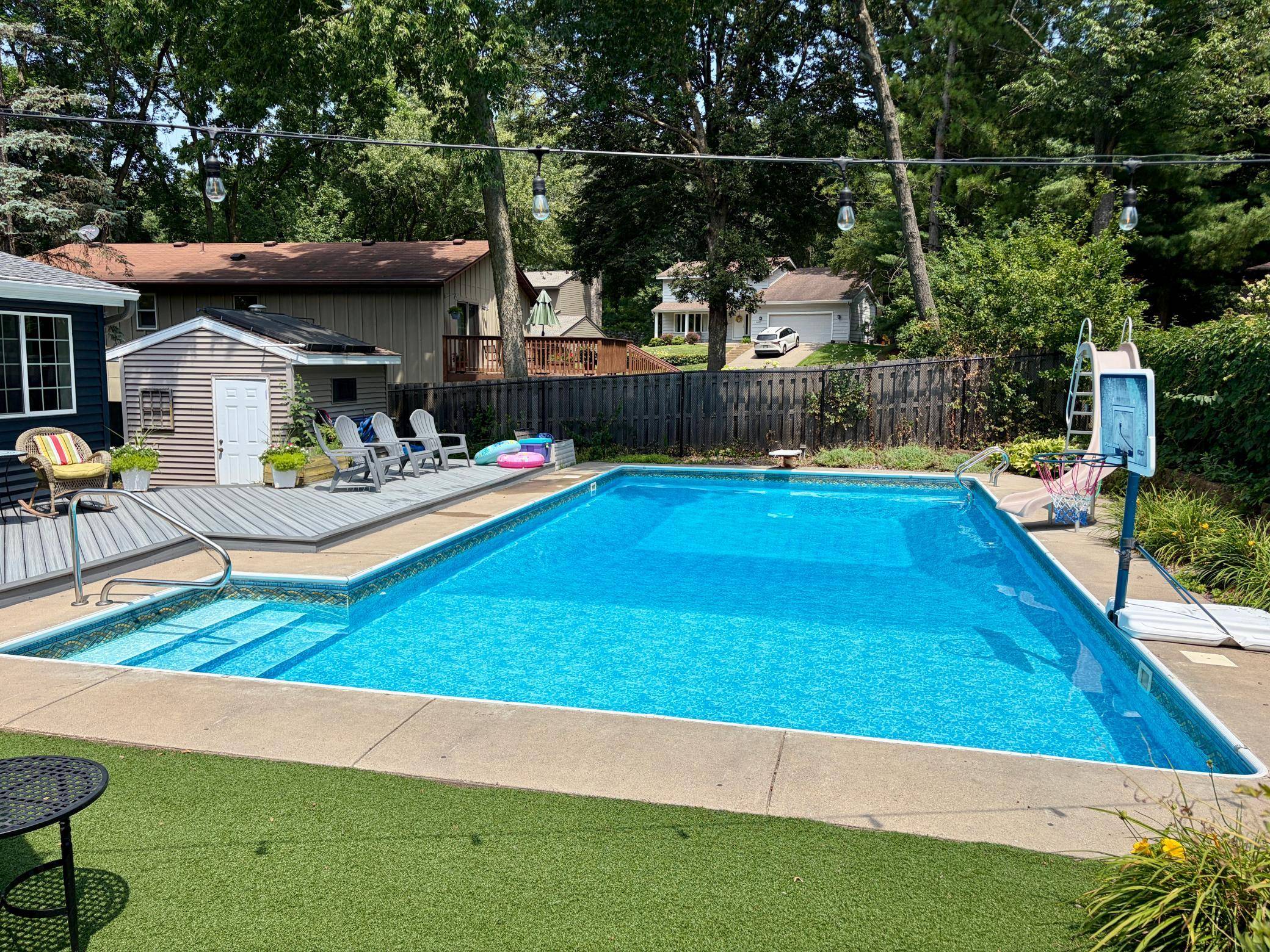 1212 Balsam TRL E, Eagan, MN 55123