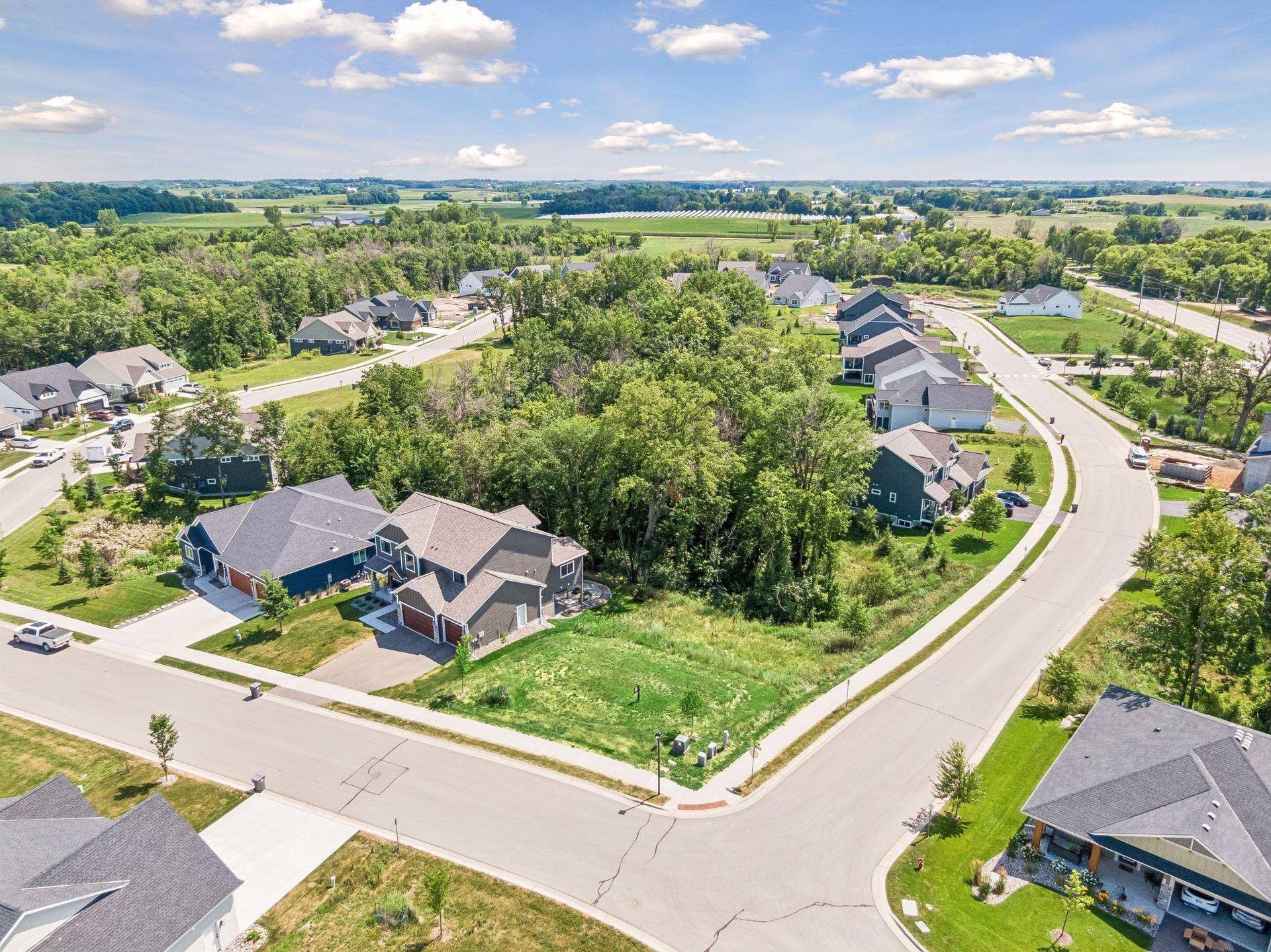 1949 Woods PT, Waconia, MN 55387
