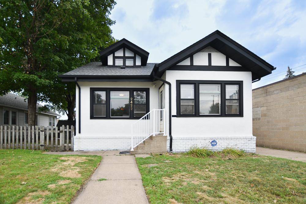 2422 Jefferson ST NE, Minneapolis, MN 55418