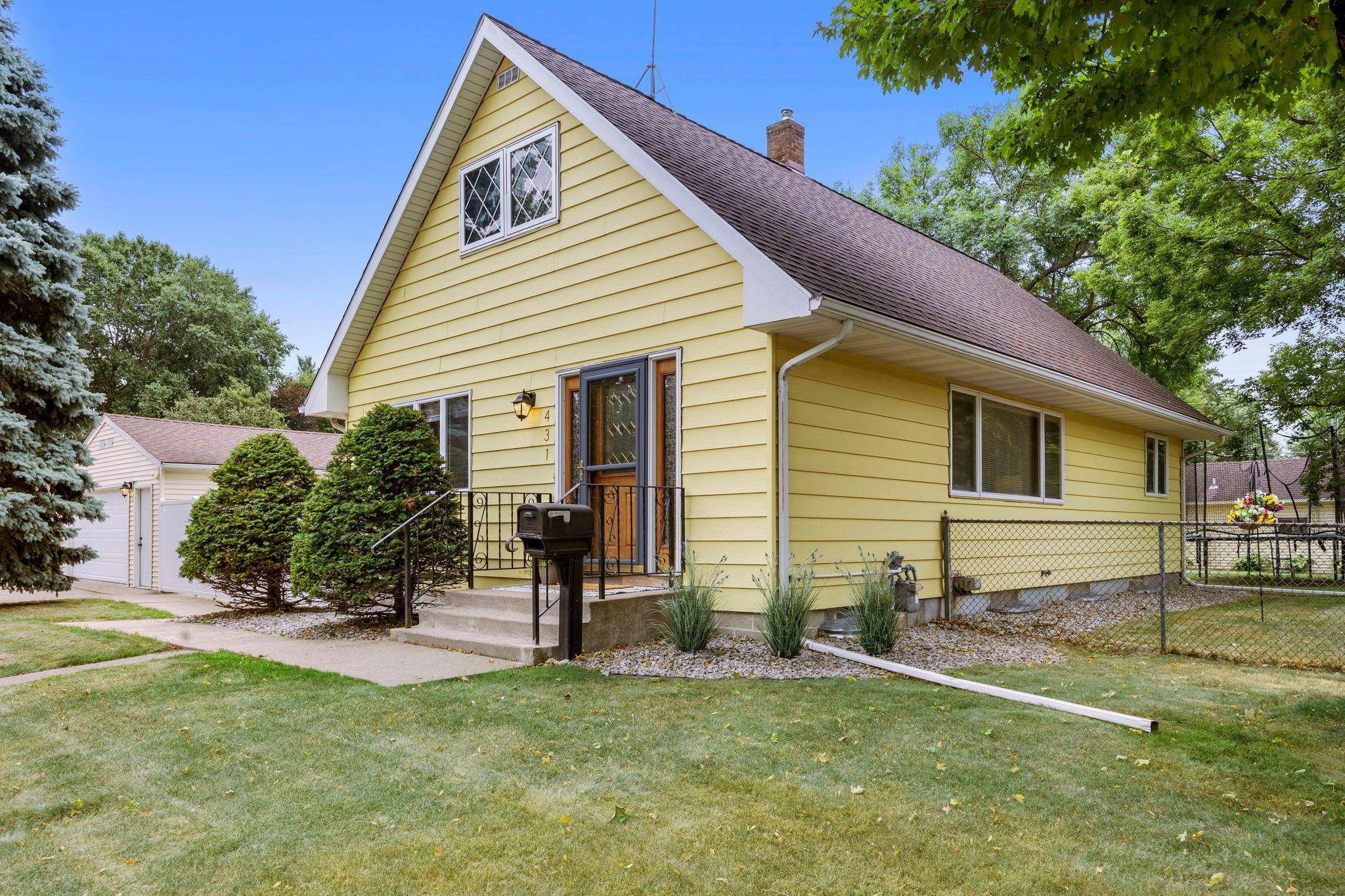 431 4th AVE SW, Cambridge, MN 55008