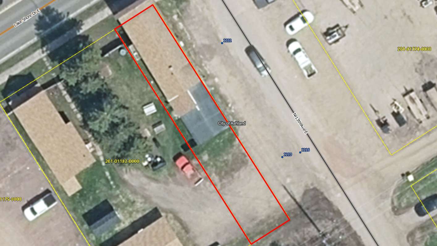 1222 Lake Shore DR E, Ashland, WI 54806