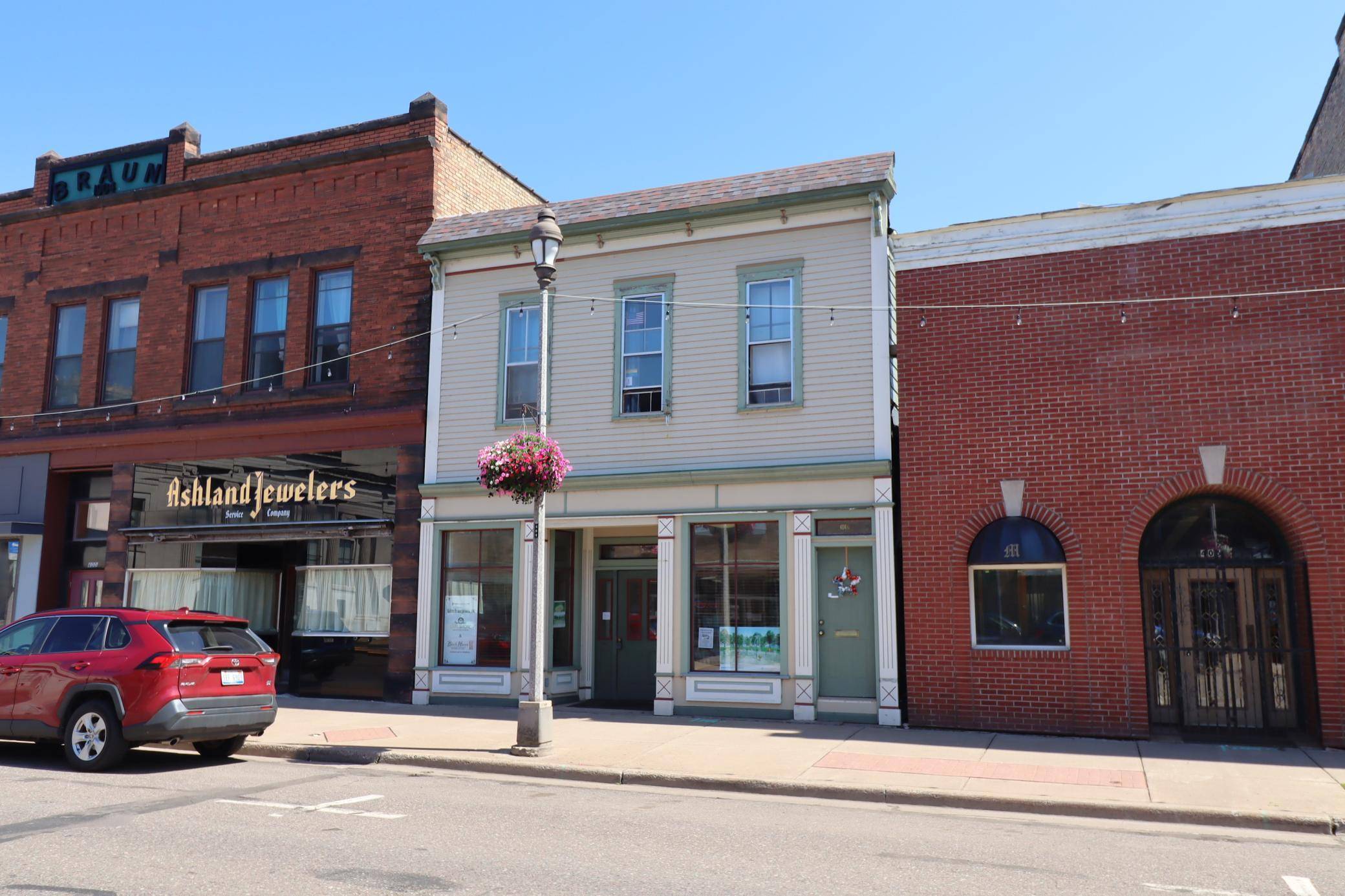 404 Main ST W, Ashland, WI 54806