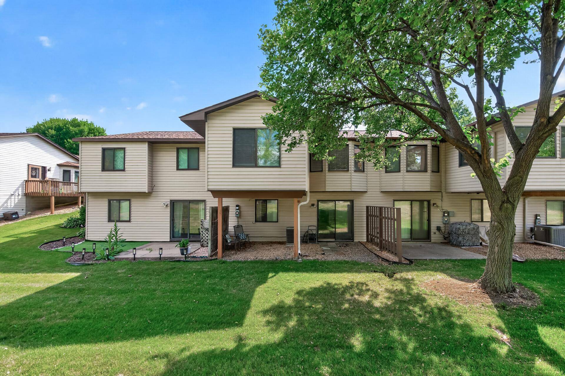 14332 Glenda DR, Apple Valley, MN 55124