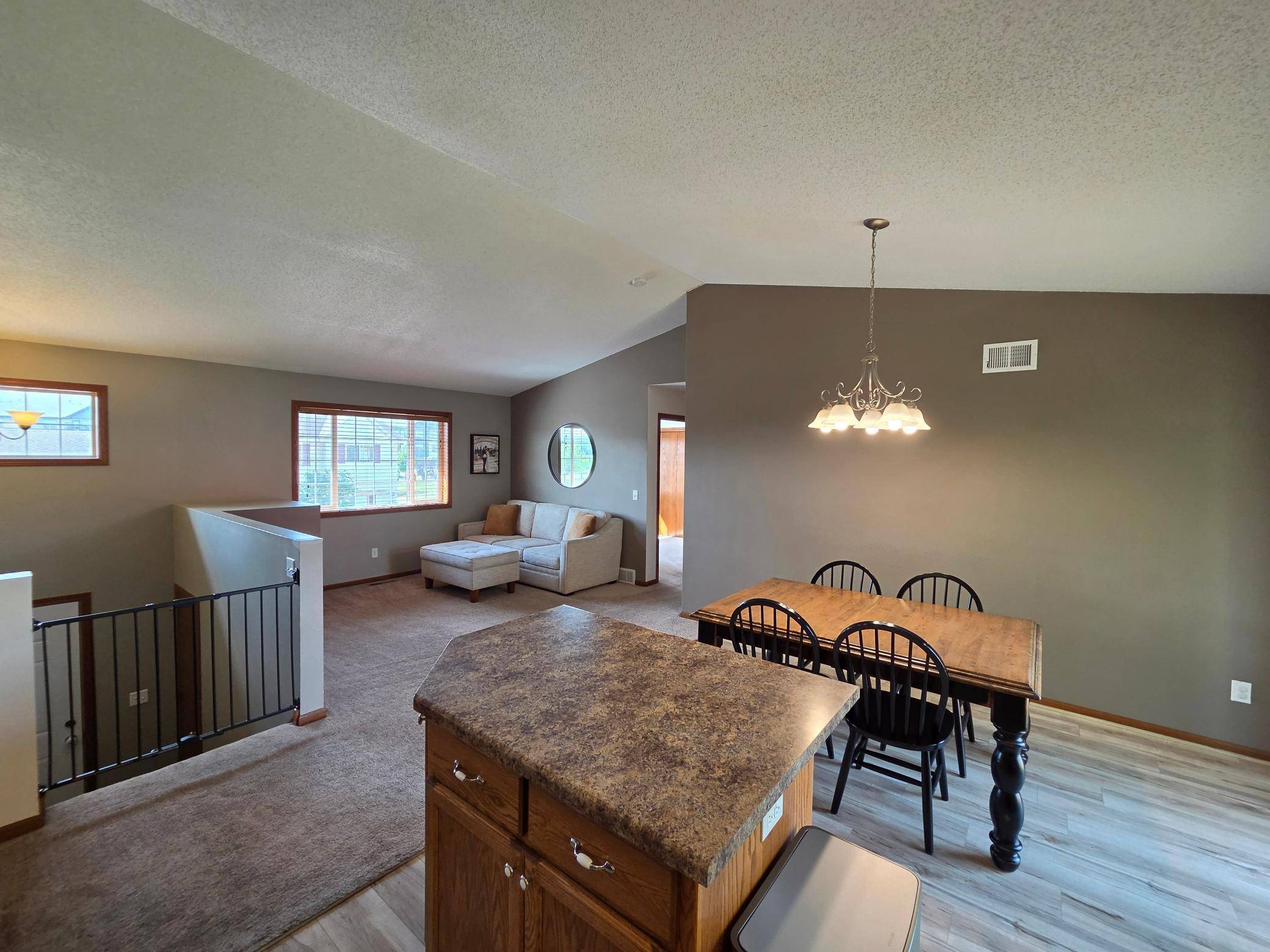 316 Jefferson LN, Saint Joseph, MN 56374