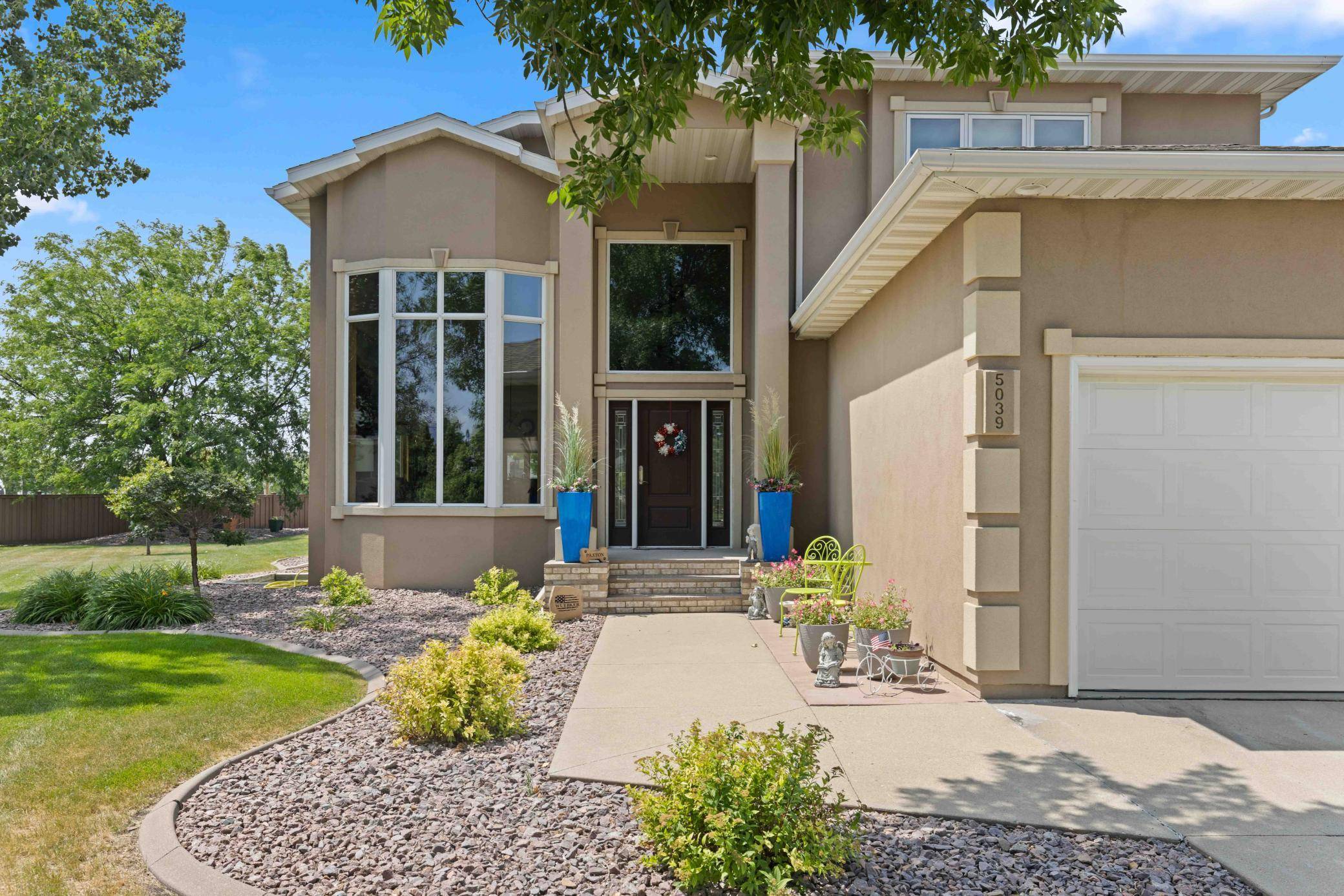 5039 Rose Creek Pkwy S, Fargo, ND 58104