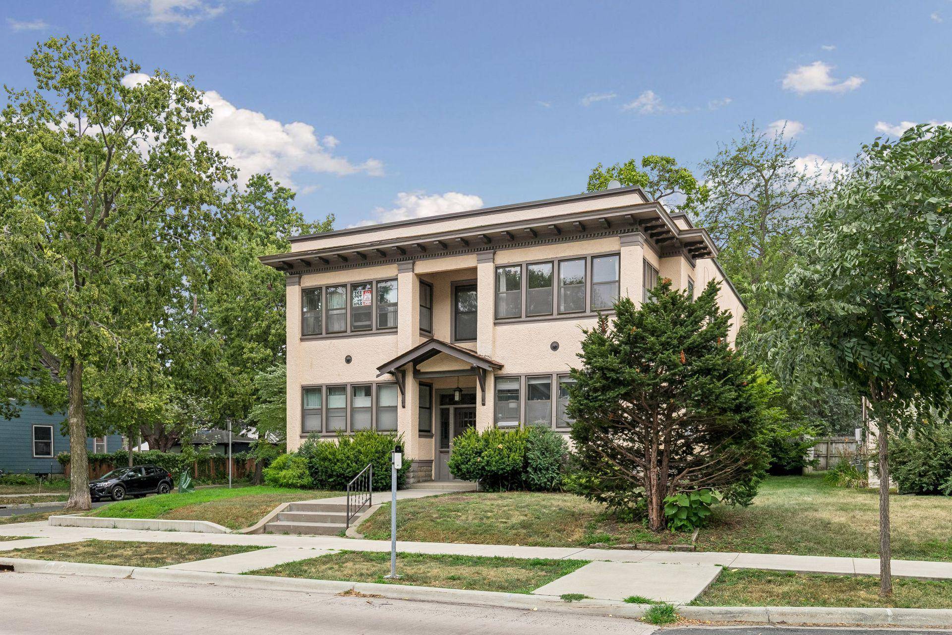 3856 Grand AVE S #3, Minneapolis, MN 55409