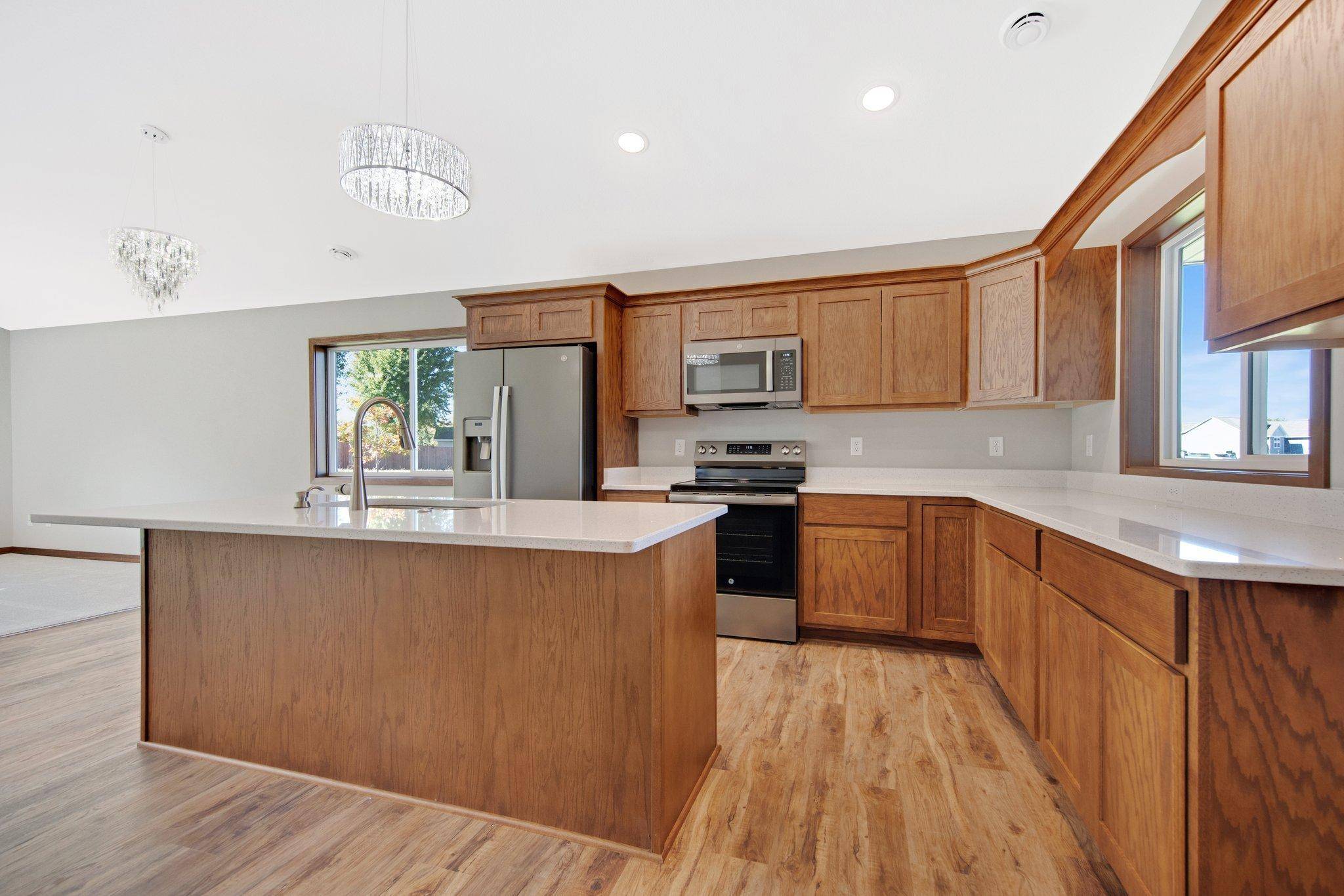 301 Gateway Pkwy, Osceola, WI 54020