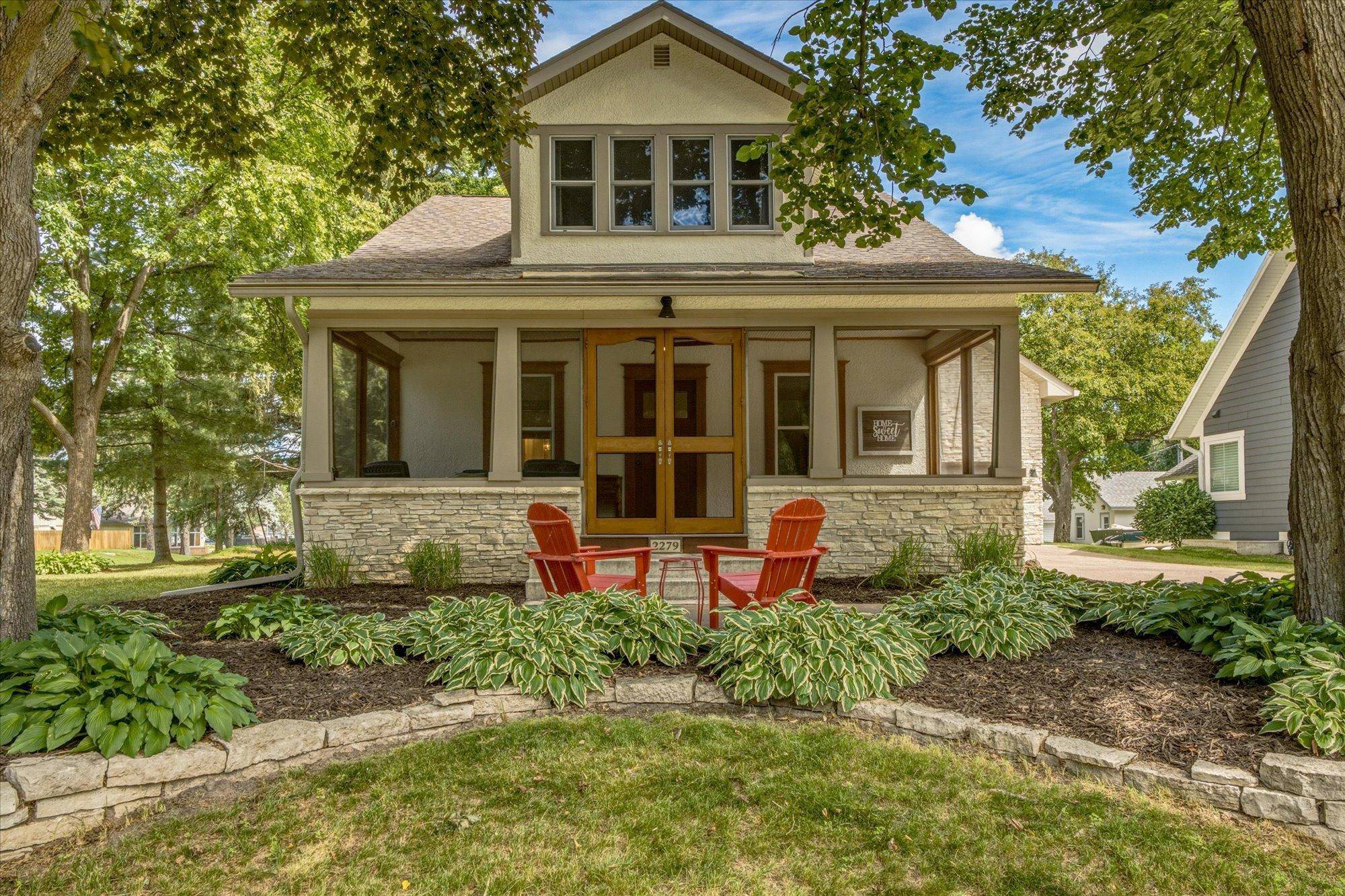 2279 8th ST, White Bear Lake, MN 55110
