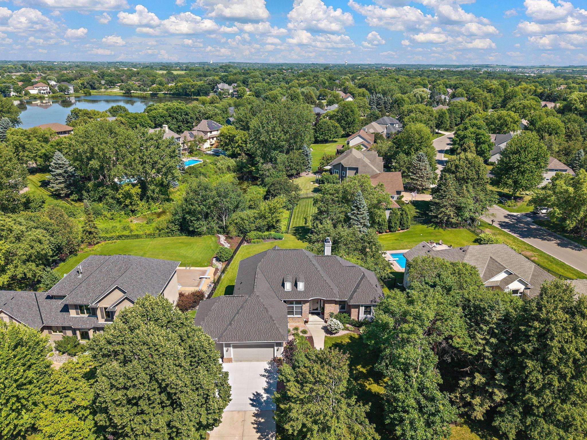8072 Enclave CIR, Woodbury, MN 55125
