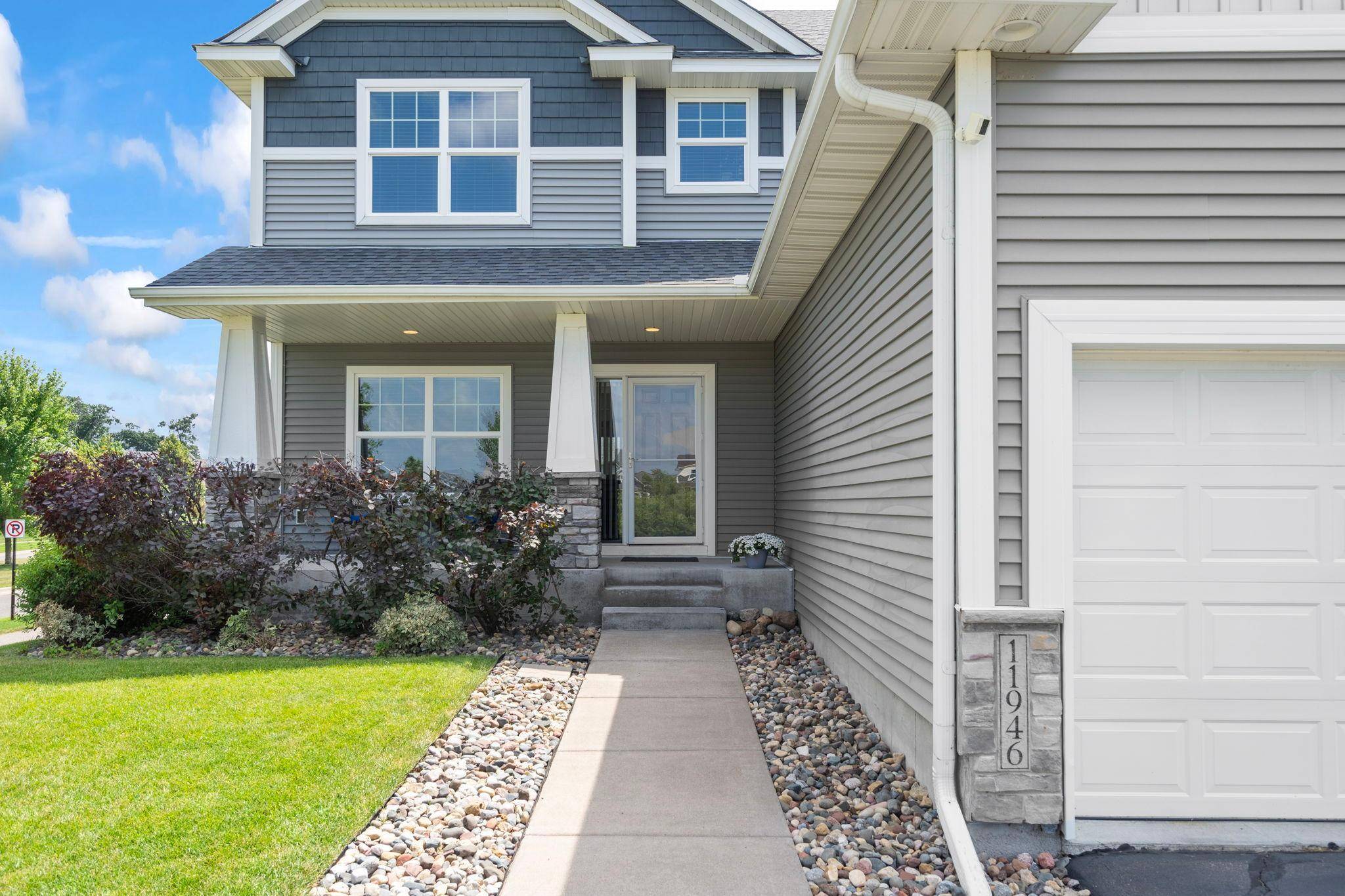 11946 Woodland Pkwy NE, Blaine, MN 55449