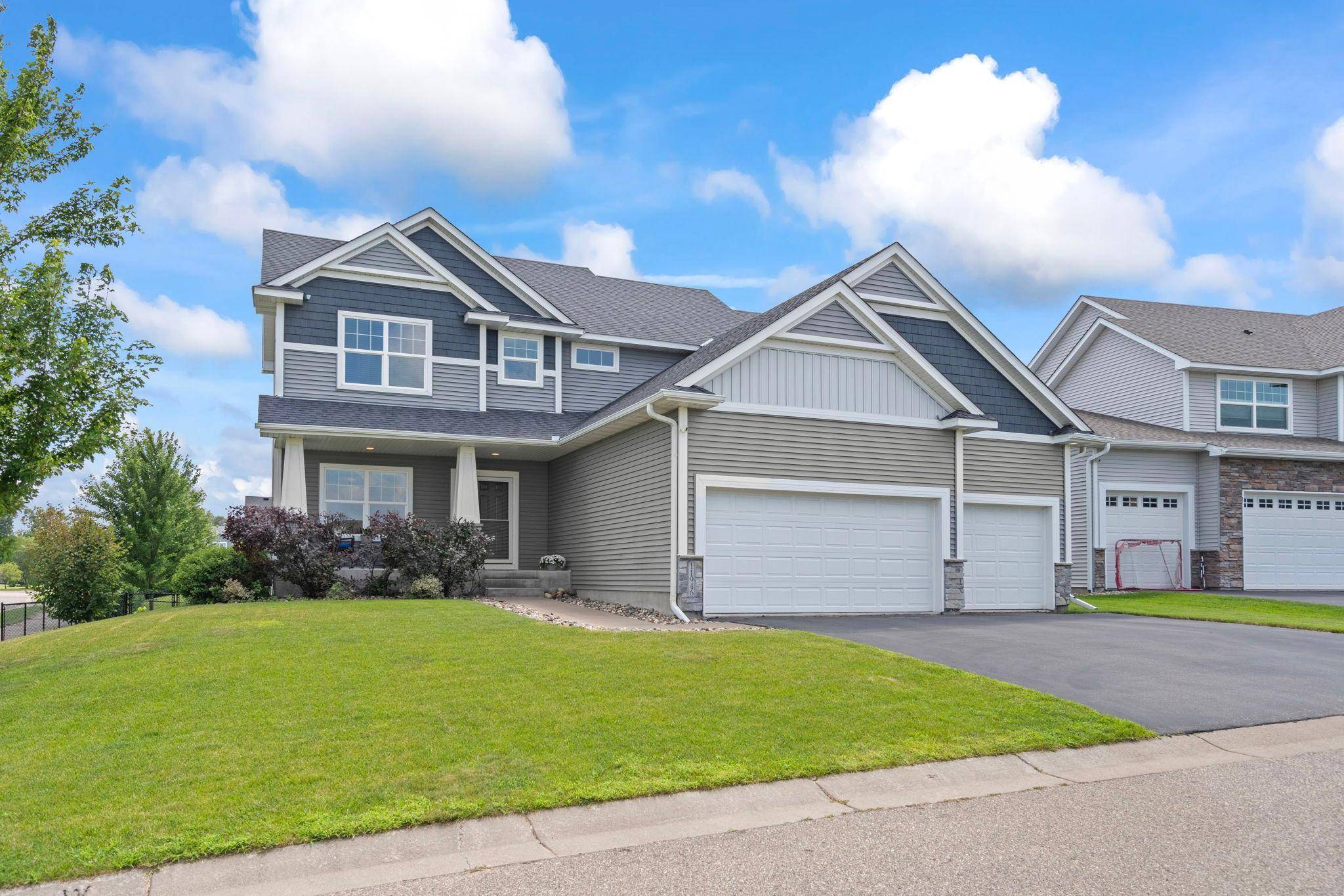 11946 Woodland Pkwy NE, Blaine, MN 55449