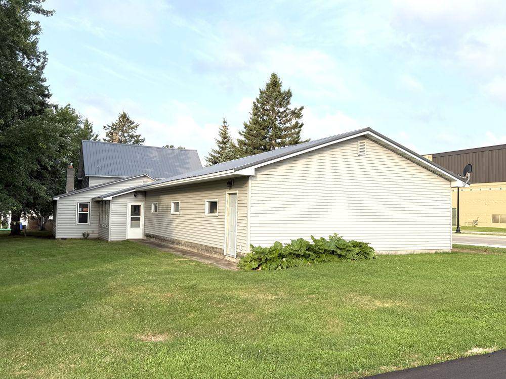 101 E Birch AVE, Frazee, MN 56544