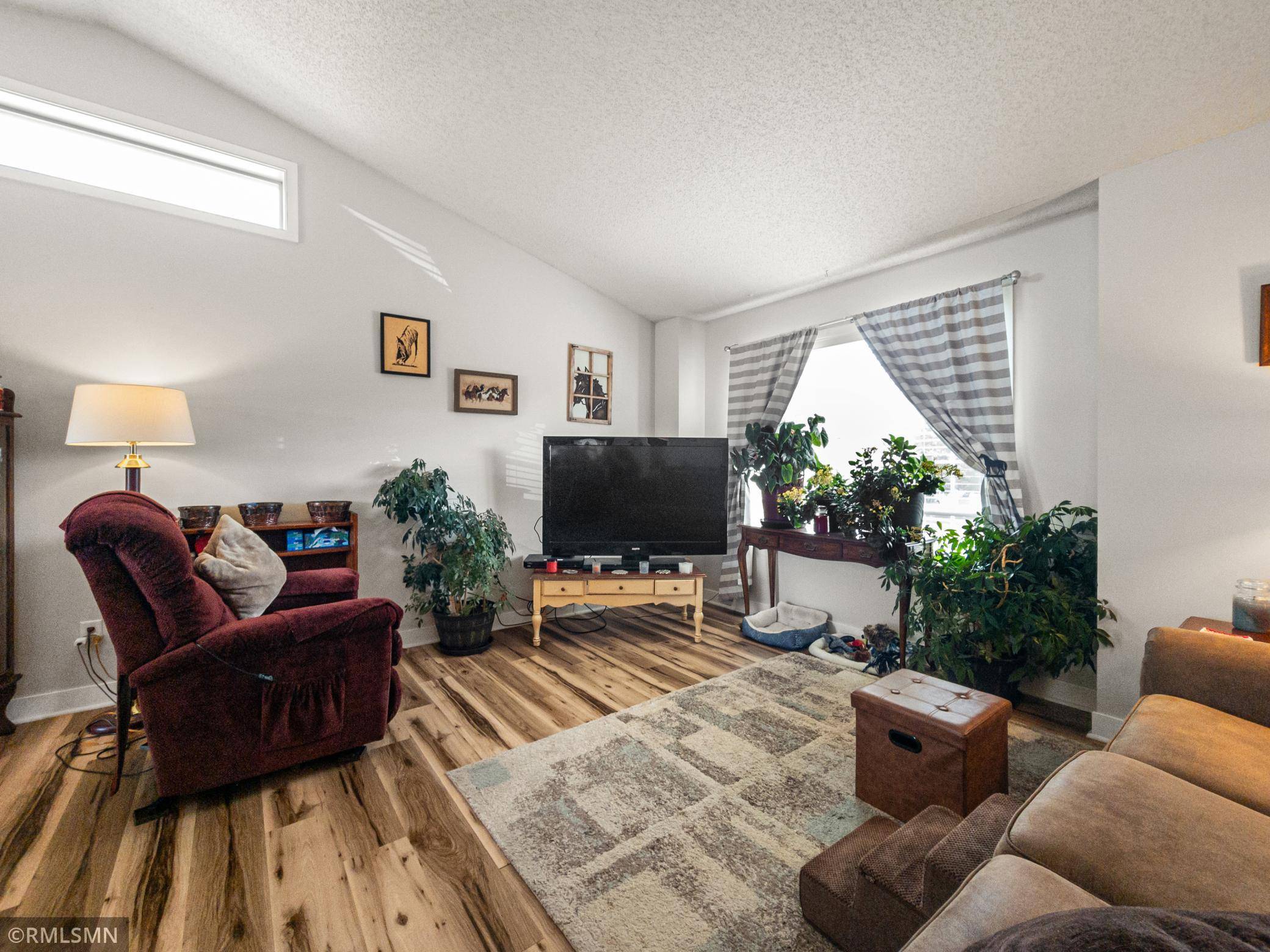 759 Park Brook RD NW, Isanti, MN 55040
