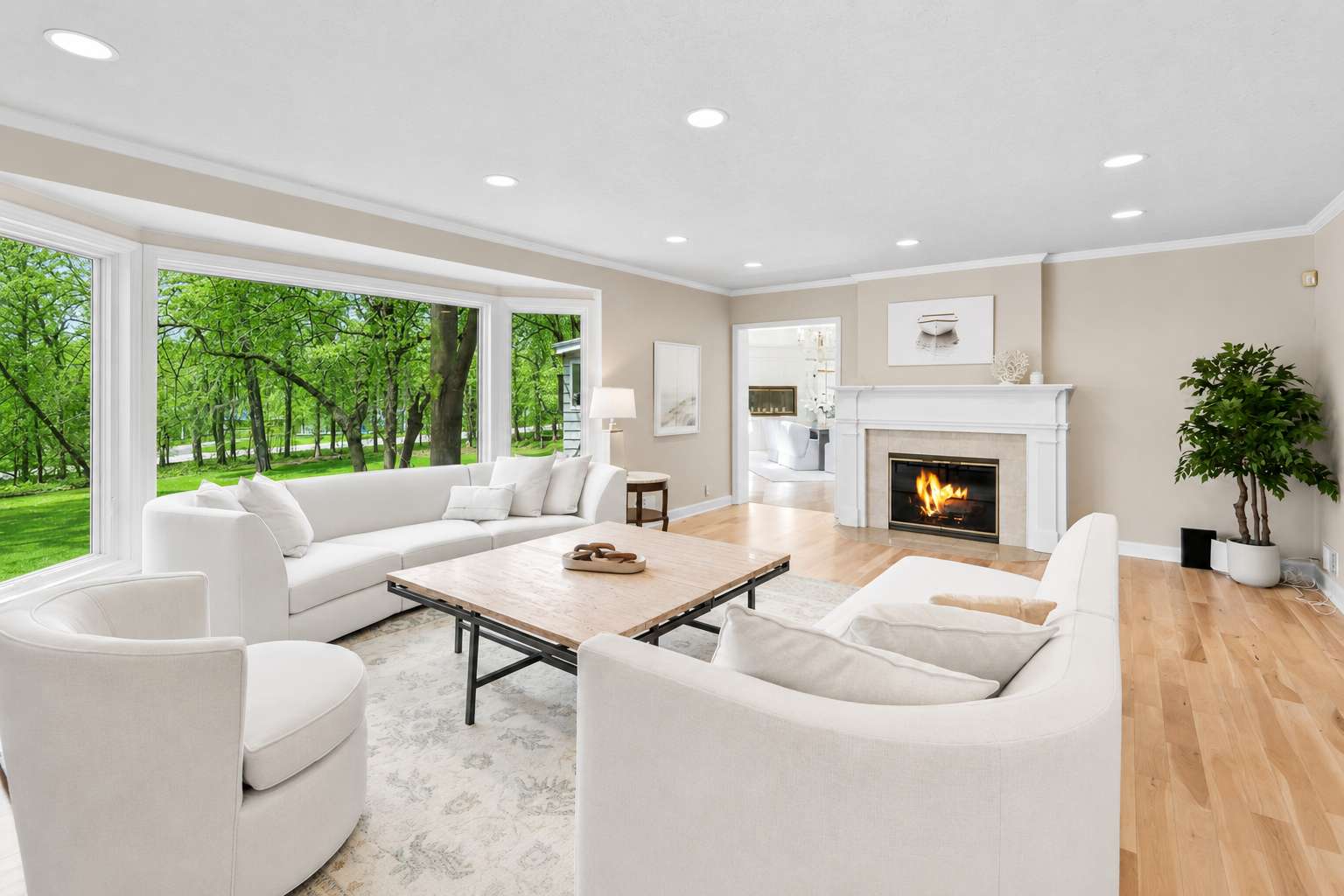 3865 Hillcrest RD, Deephaven, MN 55391