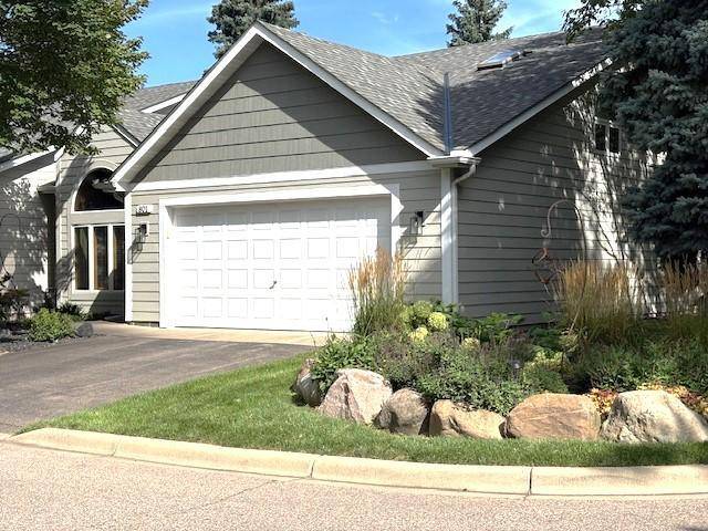 801 Southcross DR E, Burnsville, MN 55306