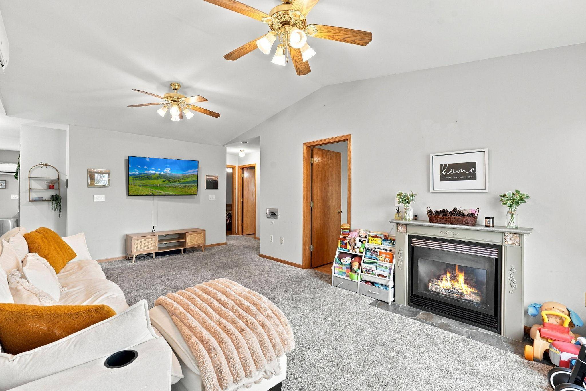 1880 Windmill DR, Baldwin, WI 54002
