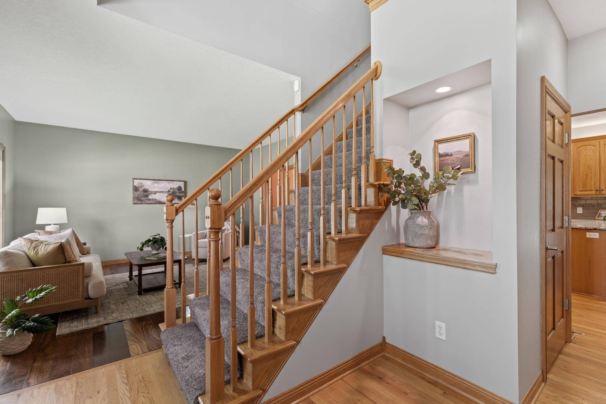 5005 Scenic Oak DR SW, Rochester, MN 55902