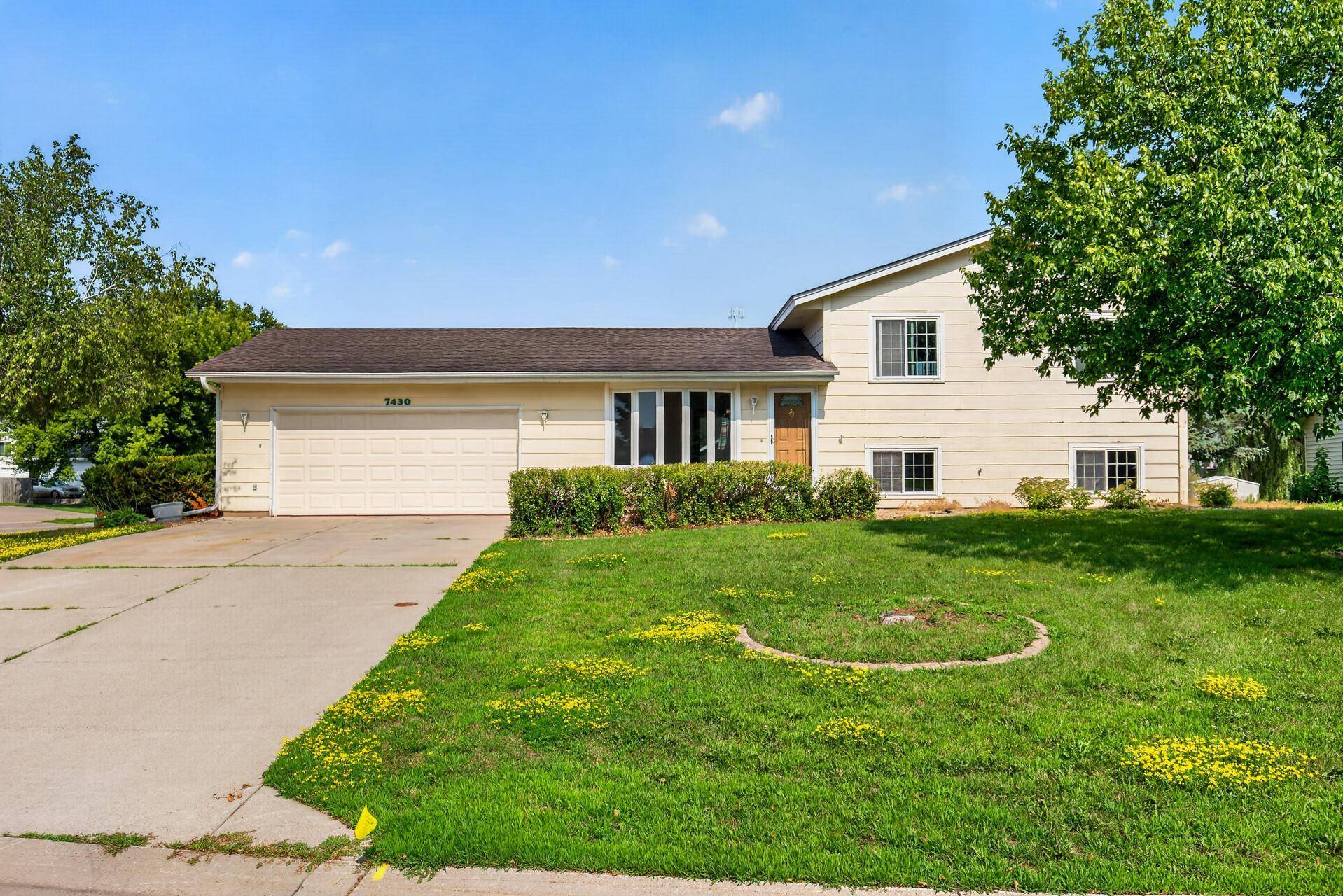 7430 170th CT W, Rosemount, MN 55068