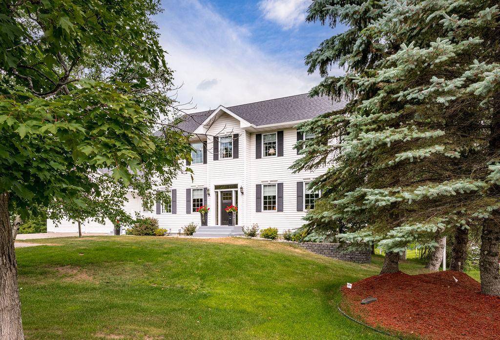 2827 Parkwood LN, Duluth, MN 55811