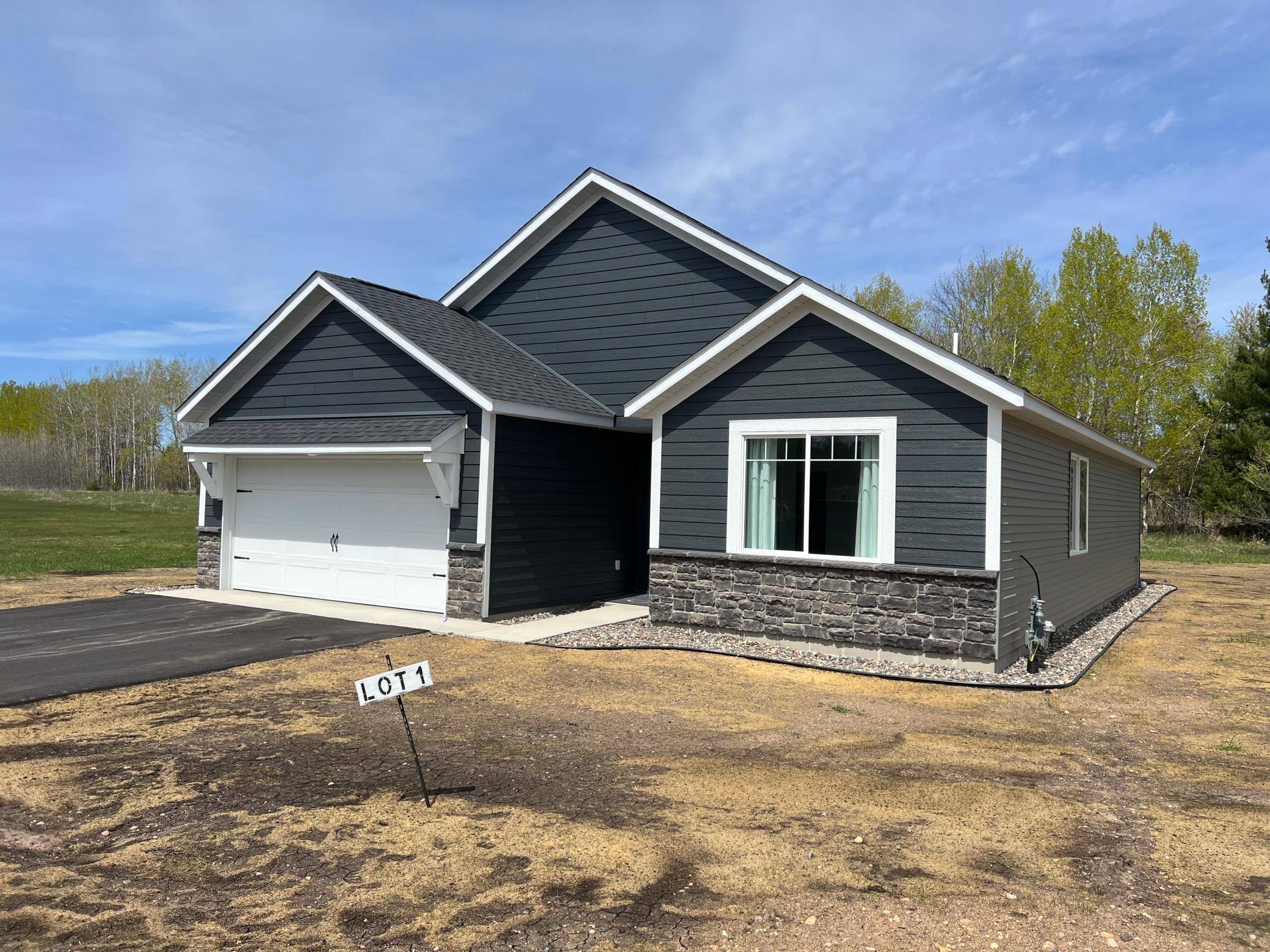 20972 Woods Edge CT, Ironton, MN 56455