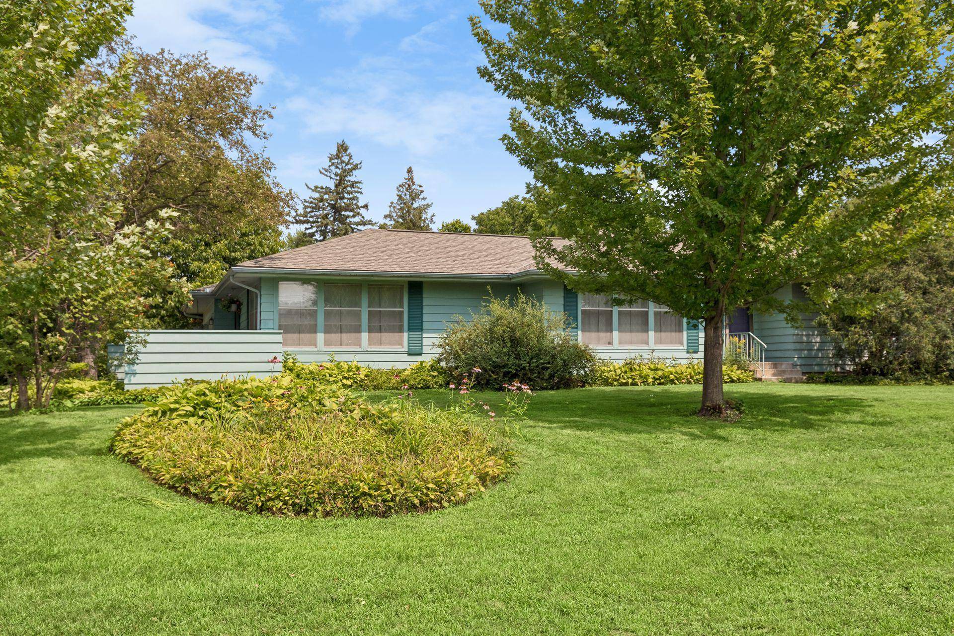 501 Sumner ST E, Northfield, MN 55057