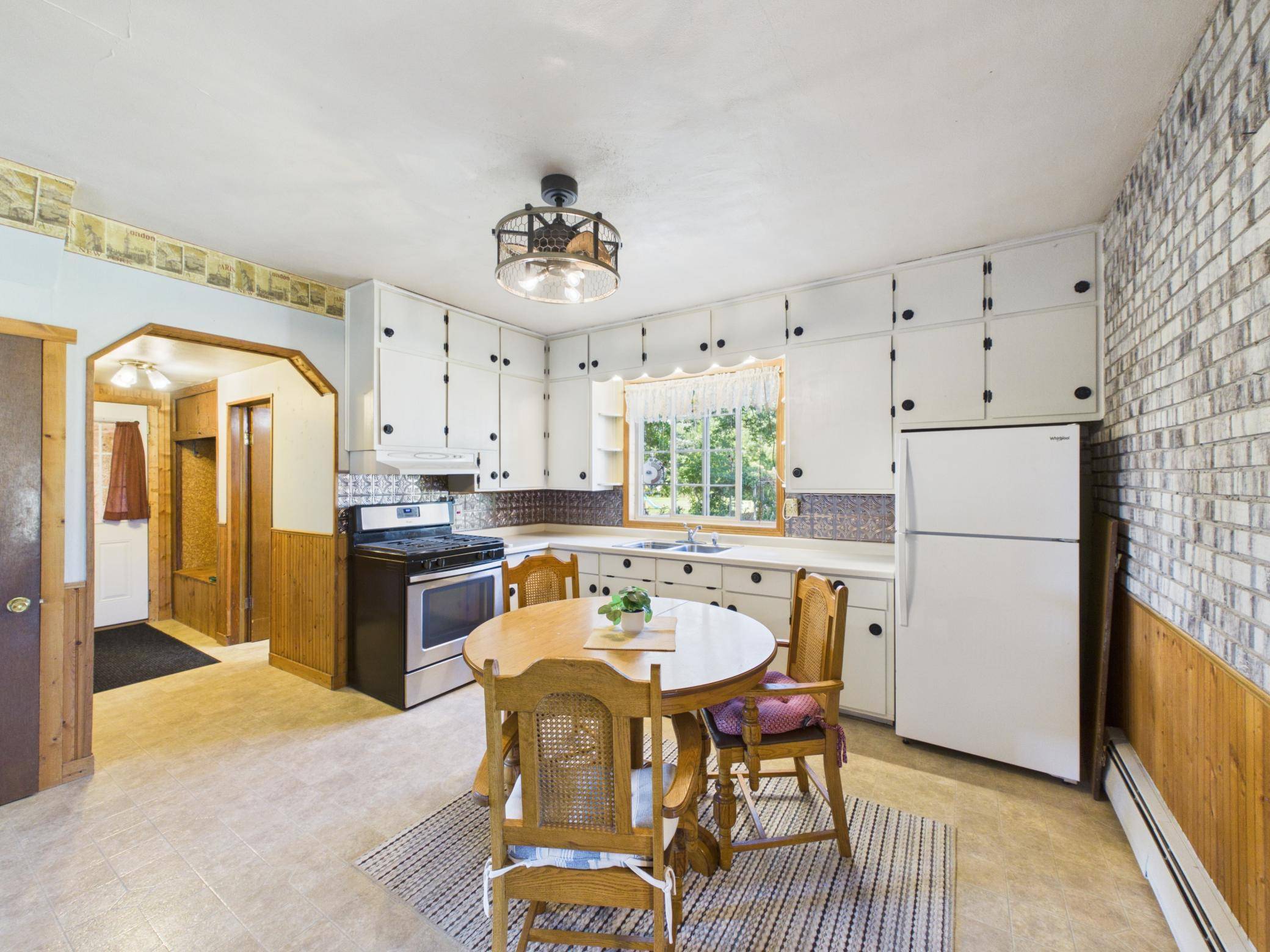 286 Park AVE, Saint Martin, MN 56376