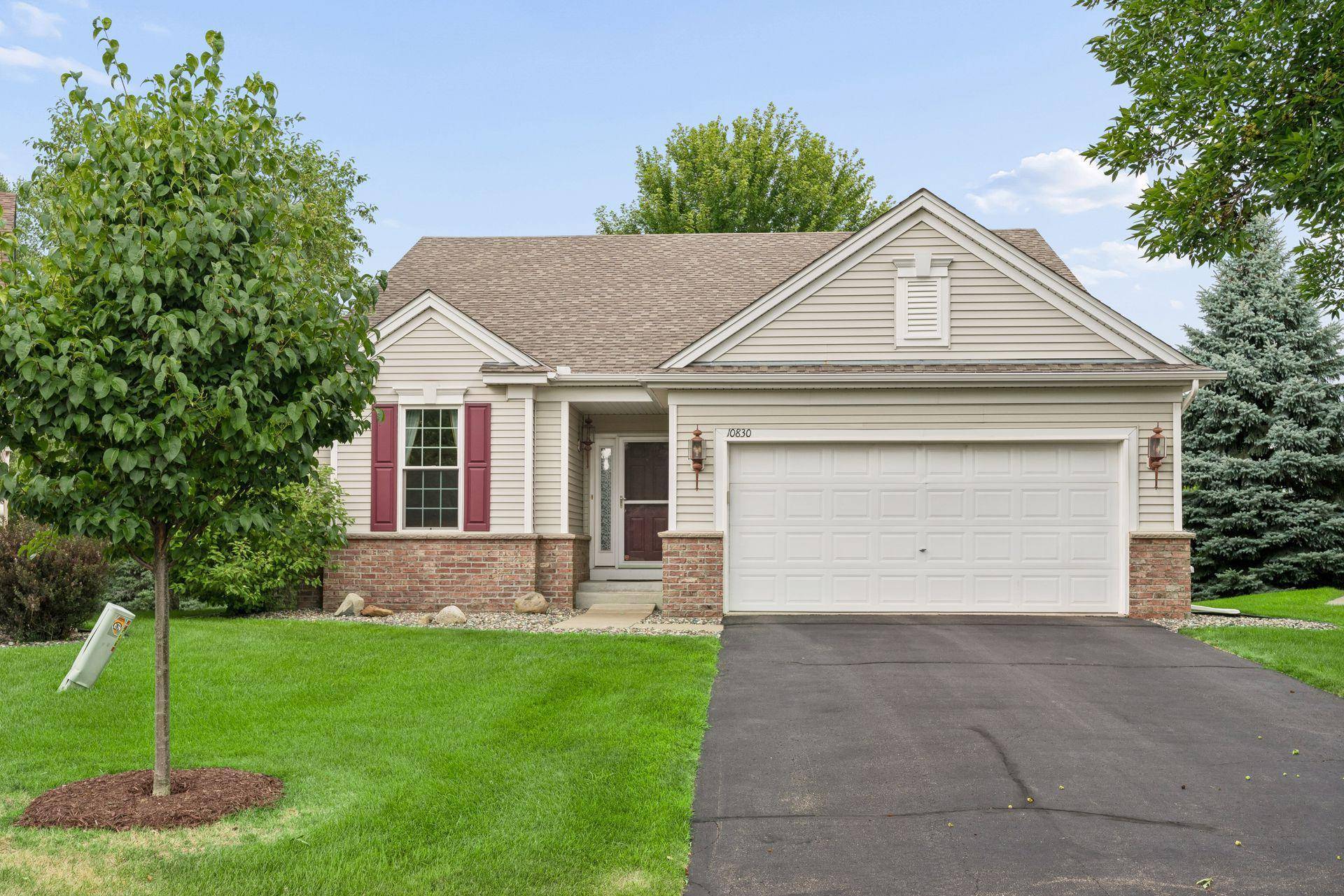 10830 Thone CIR, Woodbury, MN 55129