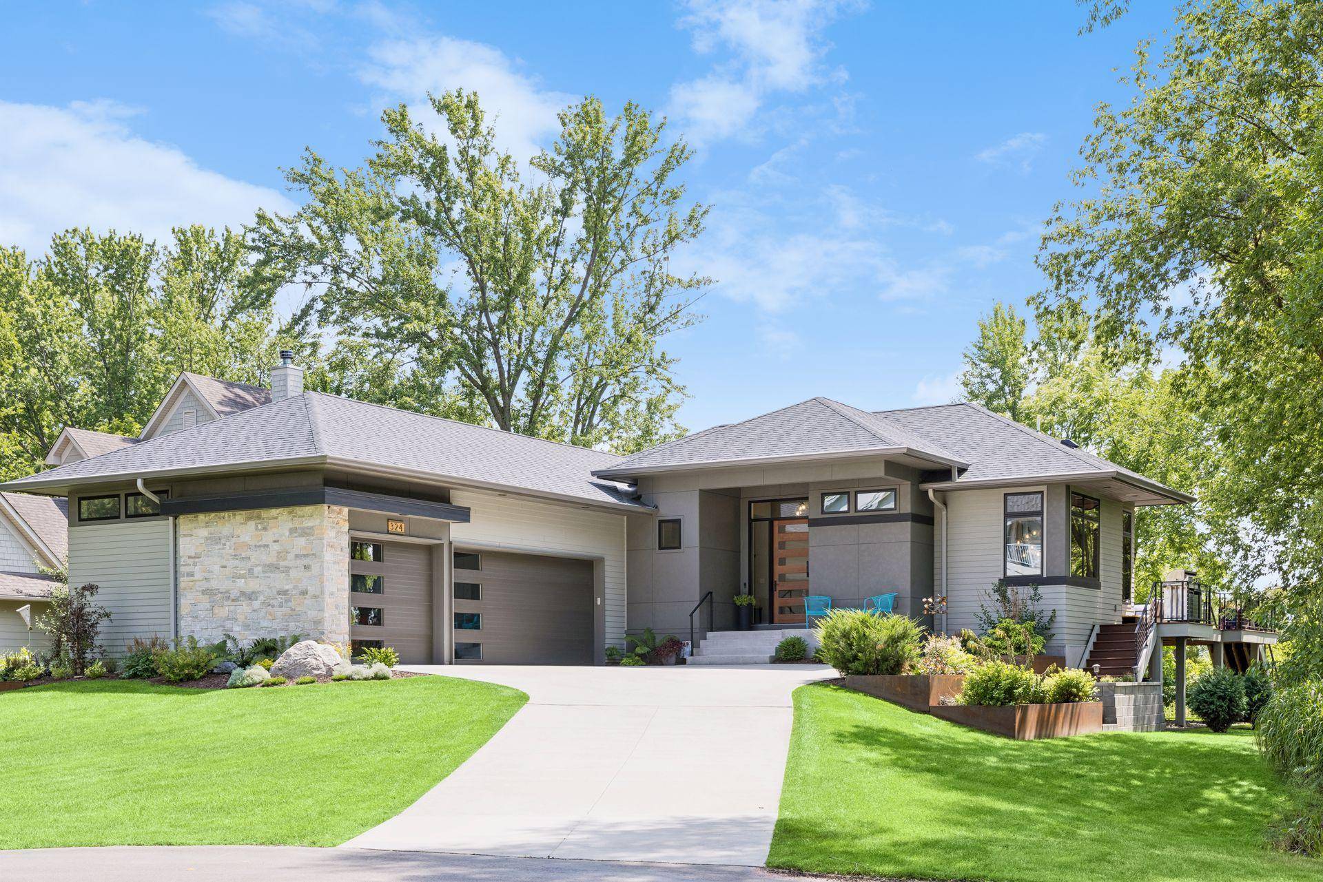 324 Hampton ST, Wayzata, MN 55391