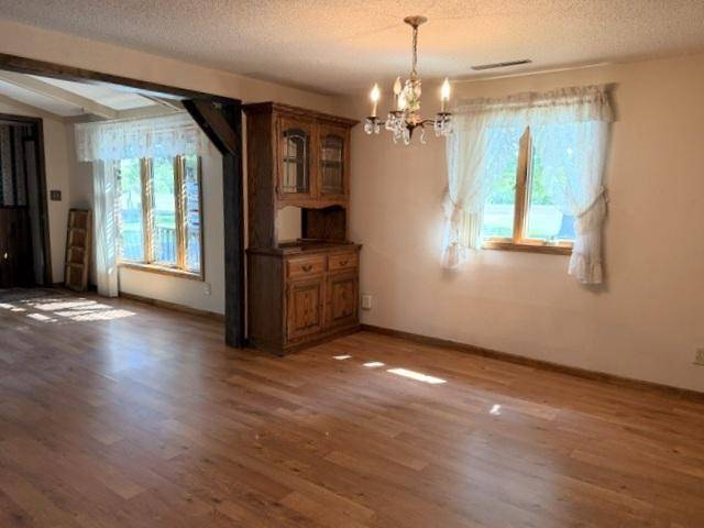 2022 River RD, Windom, MN 56101