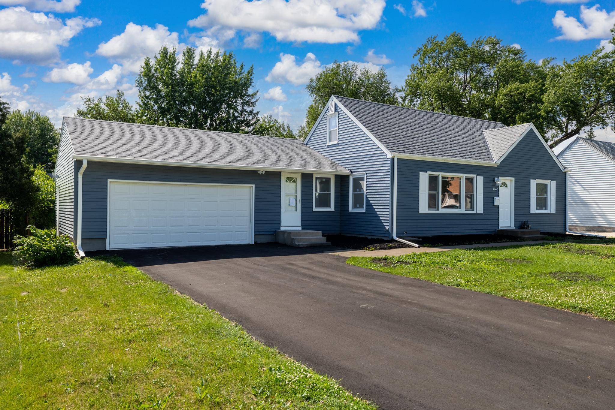 7438 Clinton AVE, Richfield, MN 55423