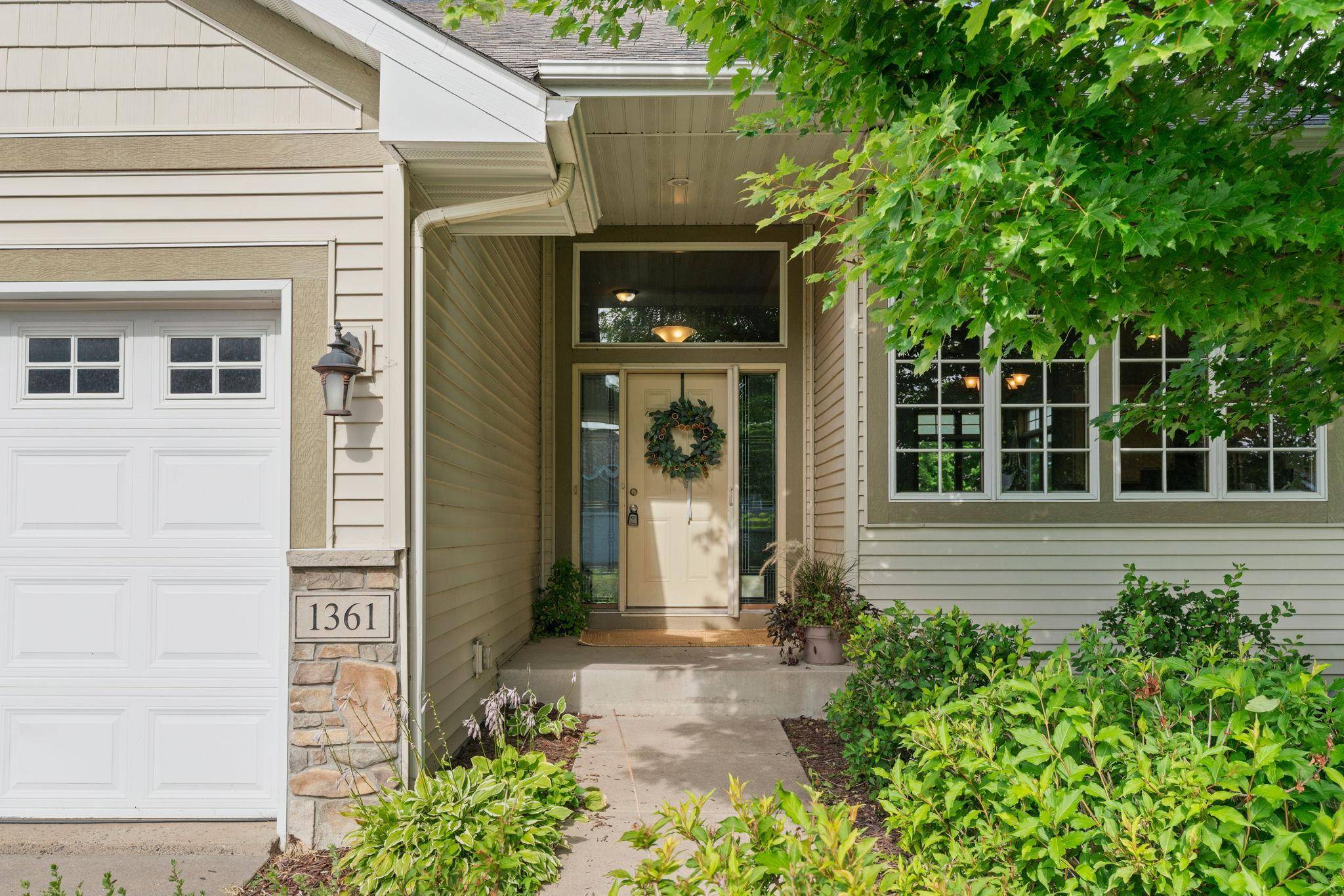1361 Foxtail GLN, Mayer, MN 55360