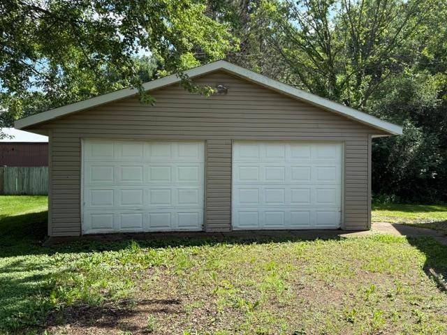206 3rd ST SW, Hinckley, MN 55037
