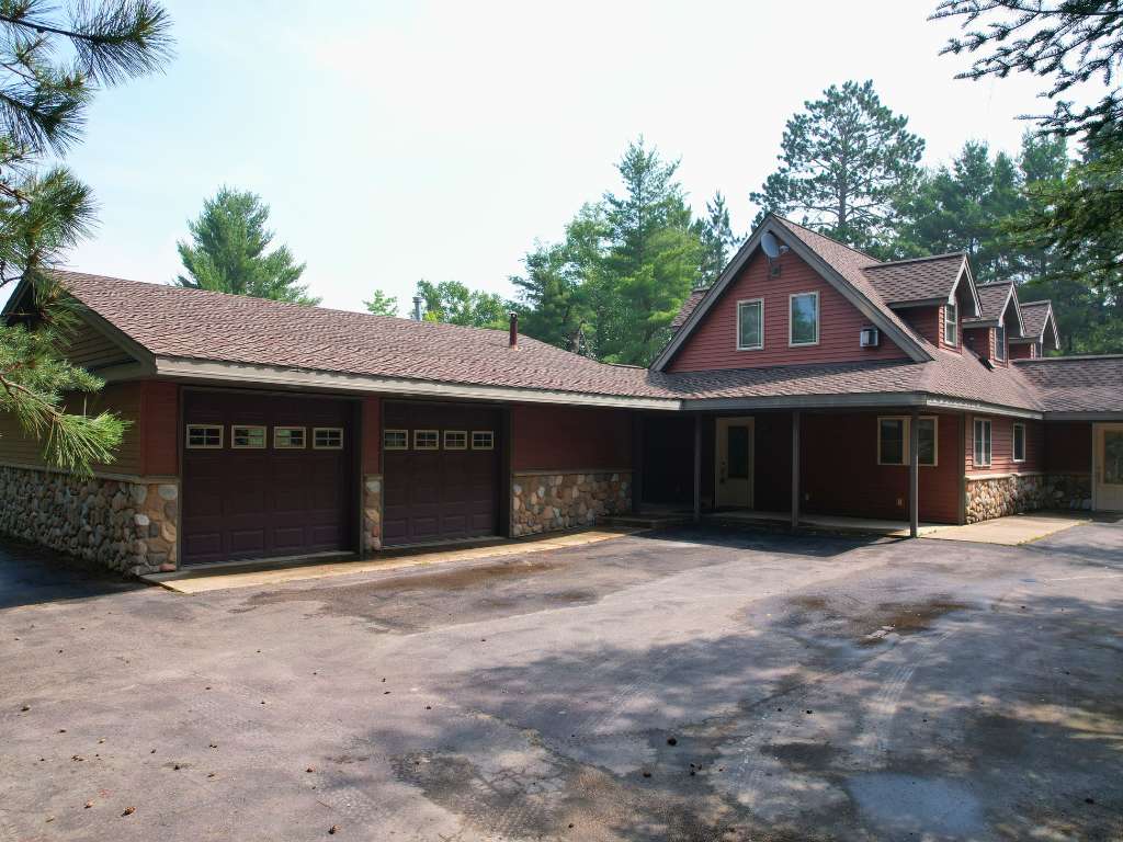 19094 Wolf Lake TRL, Bovey, MN 55709