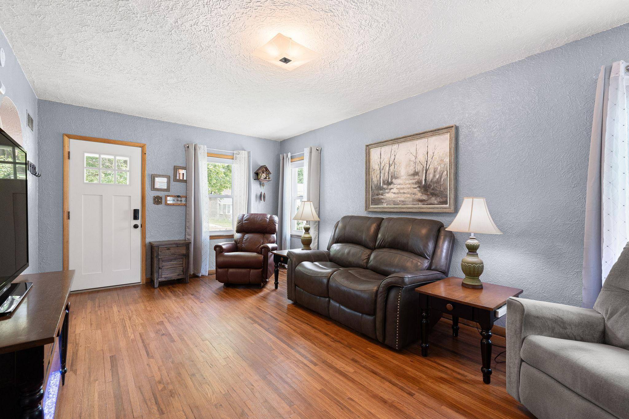 1405 9th AVE NW, Austin, MN 55912