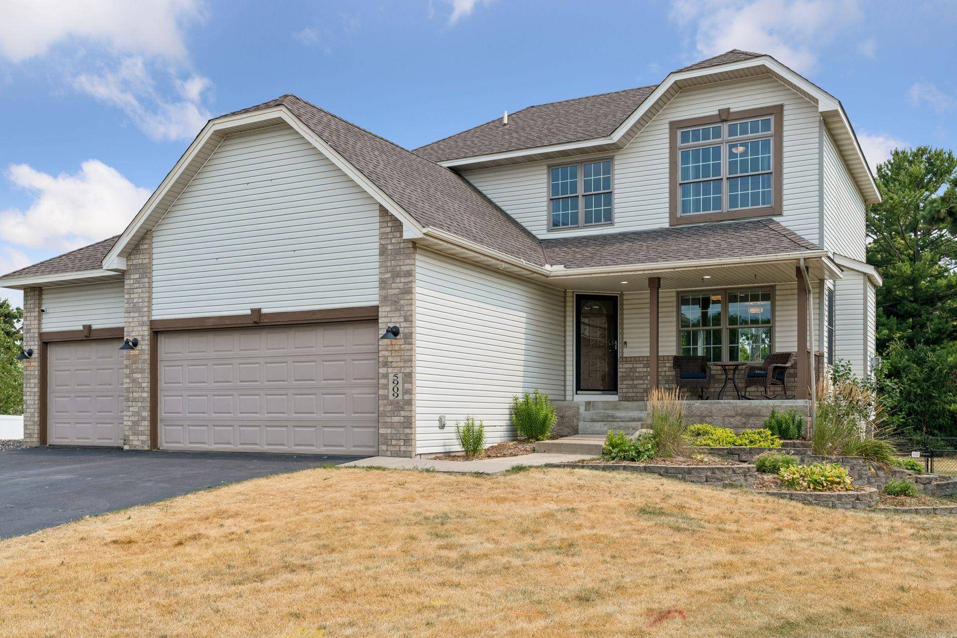 5909 92nd AVE N, Brooklyn Park, MN 55443