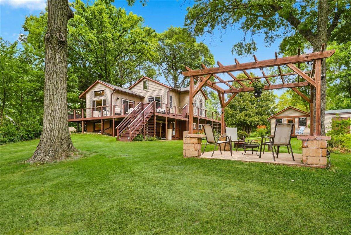 1165 Birchwood LN, Amery, WI 54001