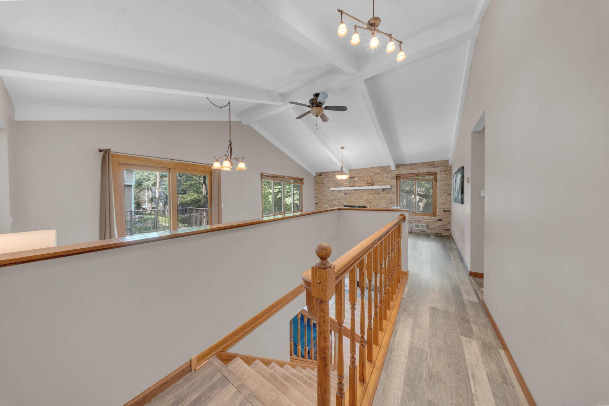 6864 Jeremy CT, Eden Prairie, MN 55346