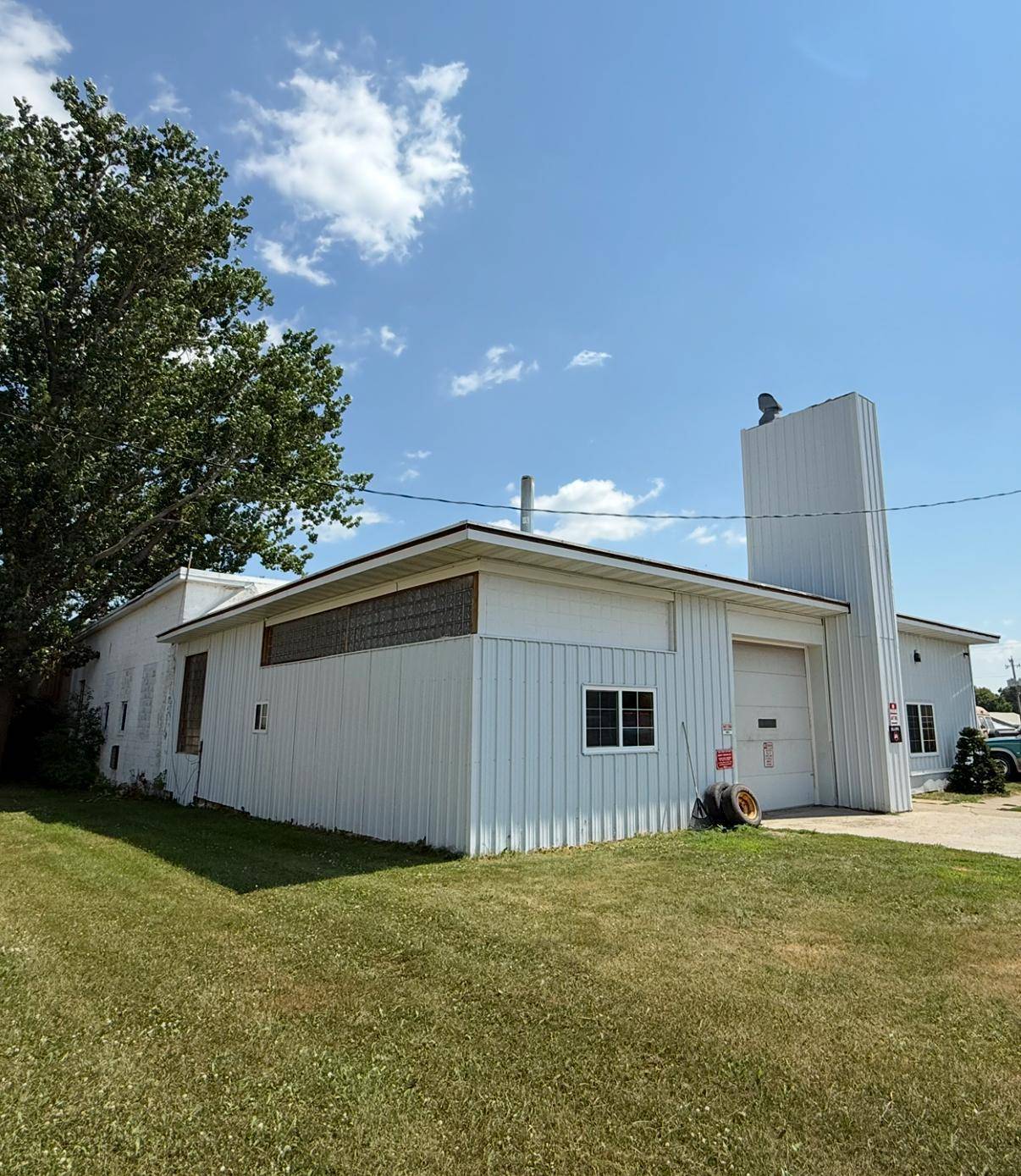 308 2nd AVE NW, Bertha, MN 56437