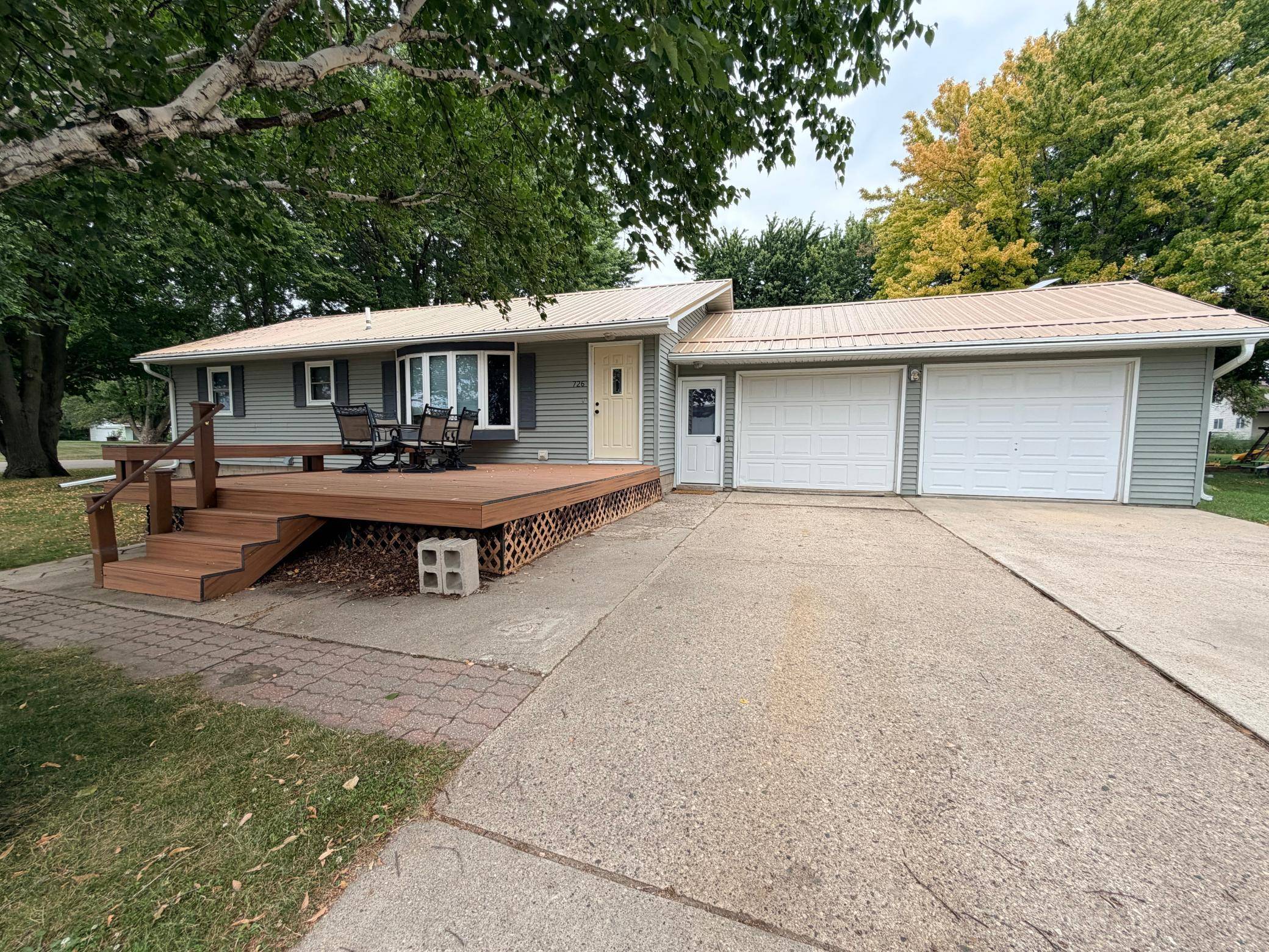 726 5th AVE, Brewster, MN 56119