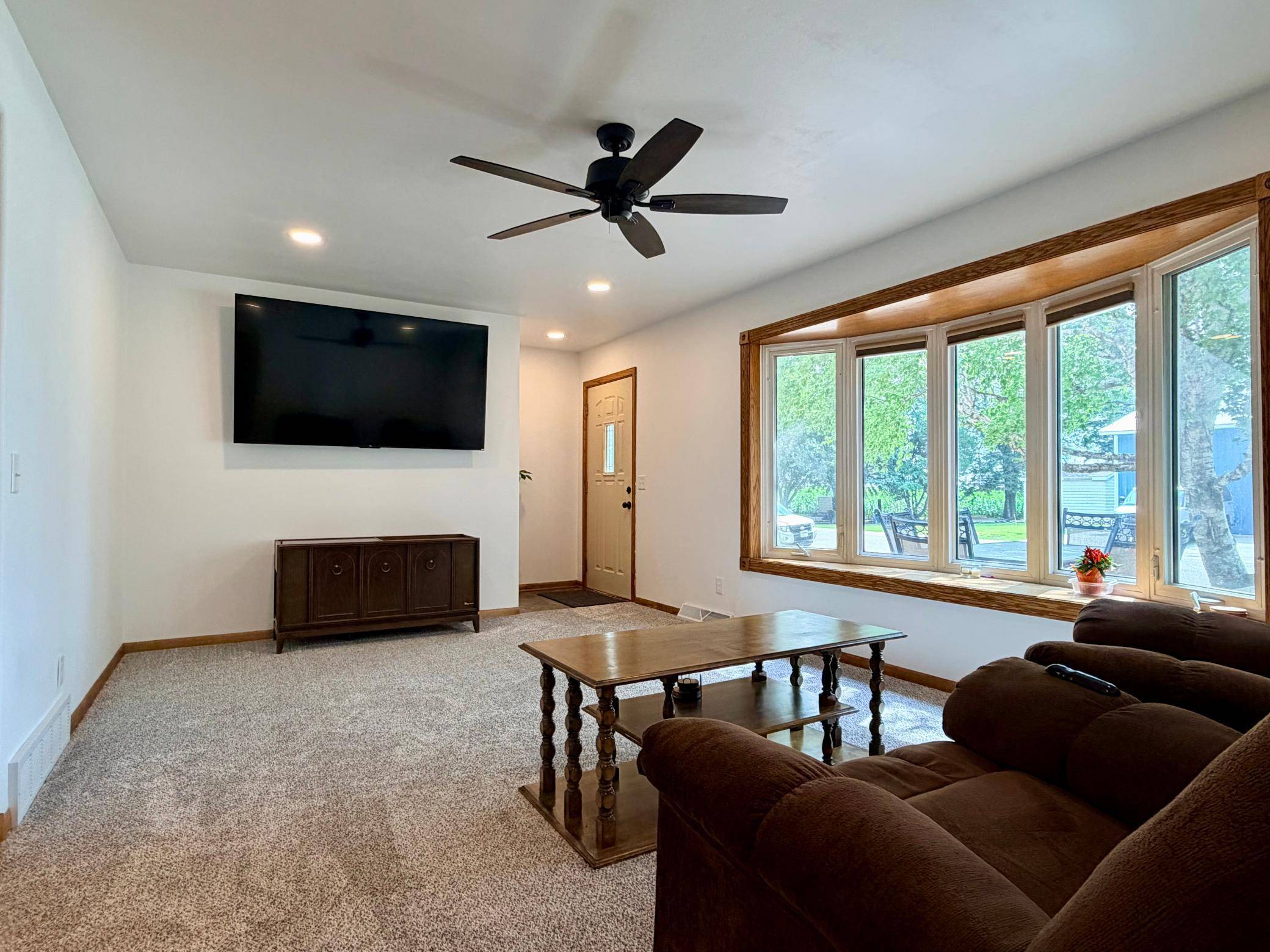 726 5th AVE, Brewster, MN 56119