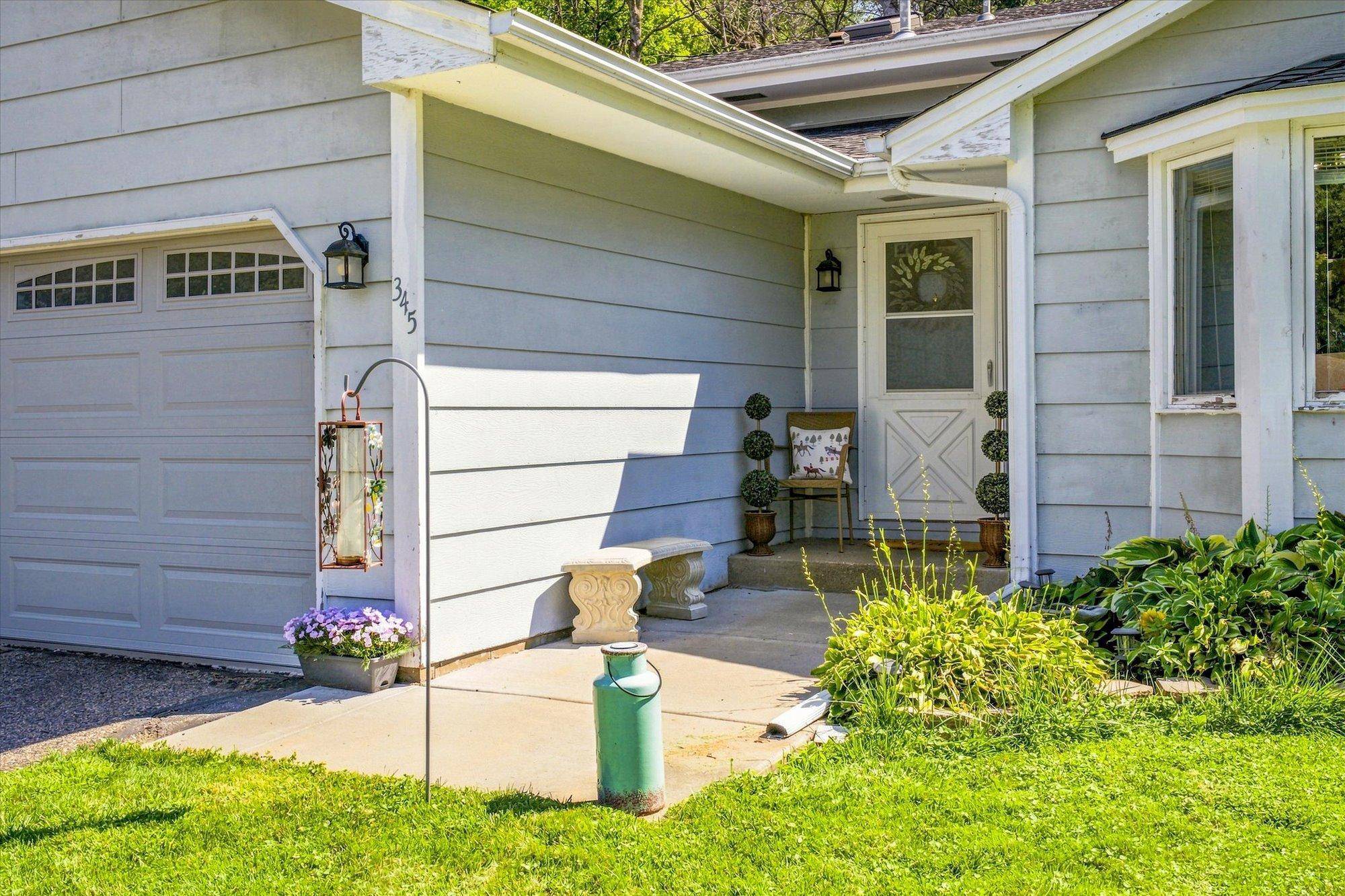 345 9th ST SW, Forest Lake, MN 55025