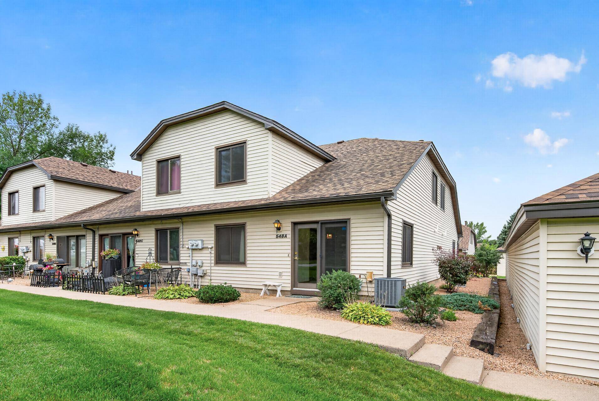 548 Auburn PL NW #A, Elk River, MN 55330