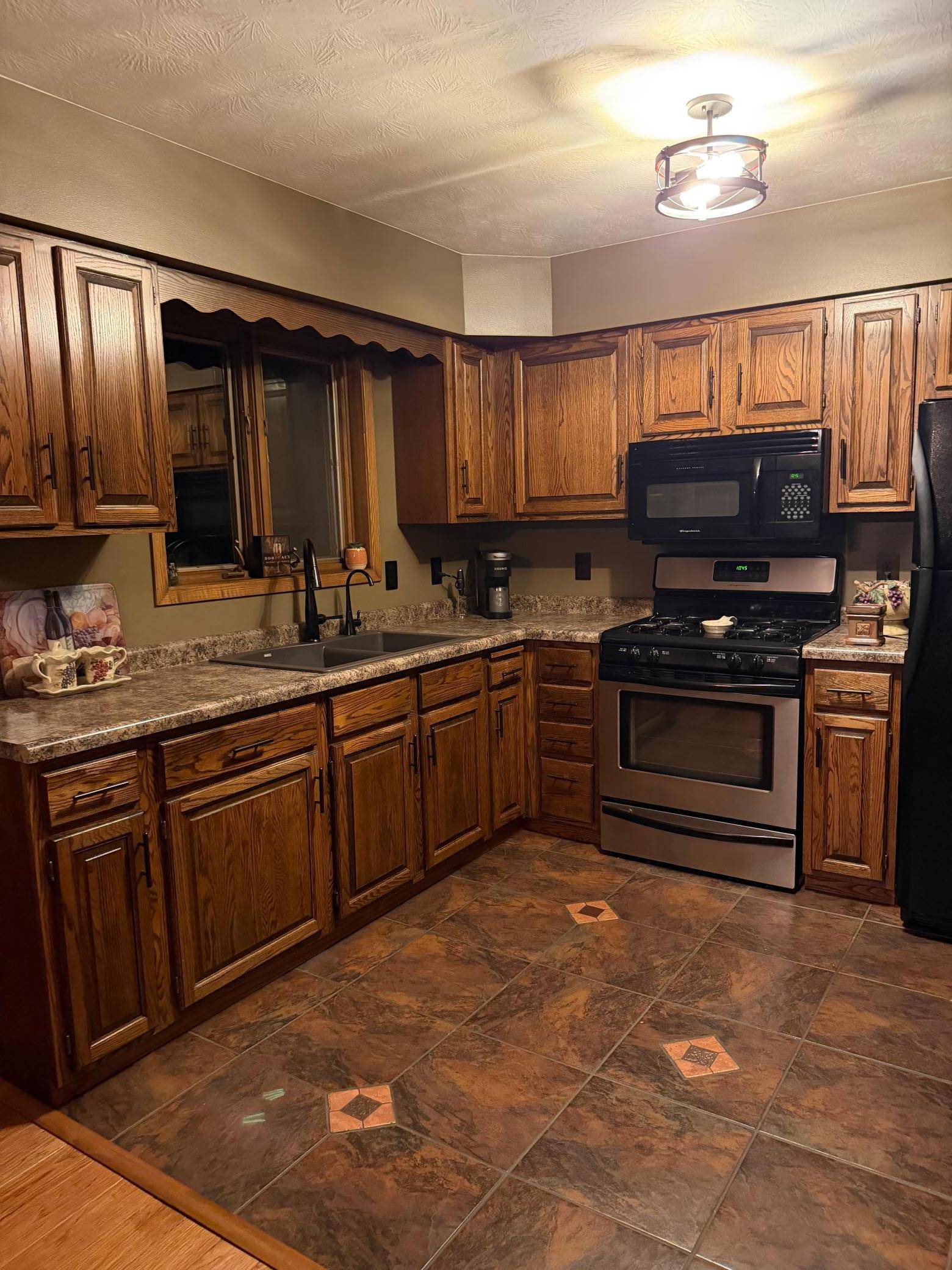27366 260th ST, Worthington, MN 56187