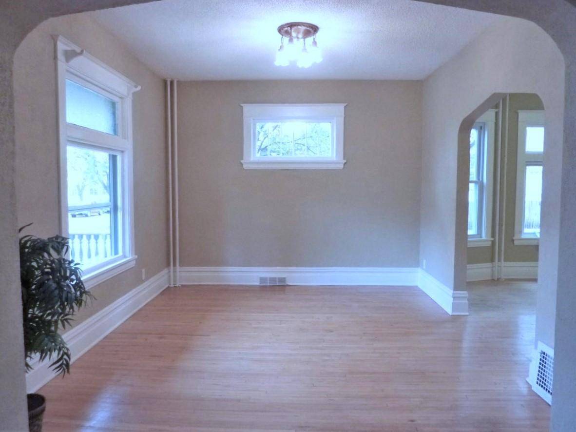 738 Magnolia AVE E, Saint Paul, MN 55106