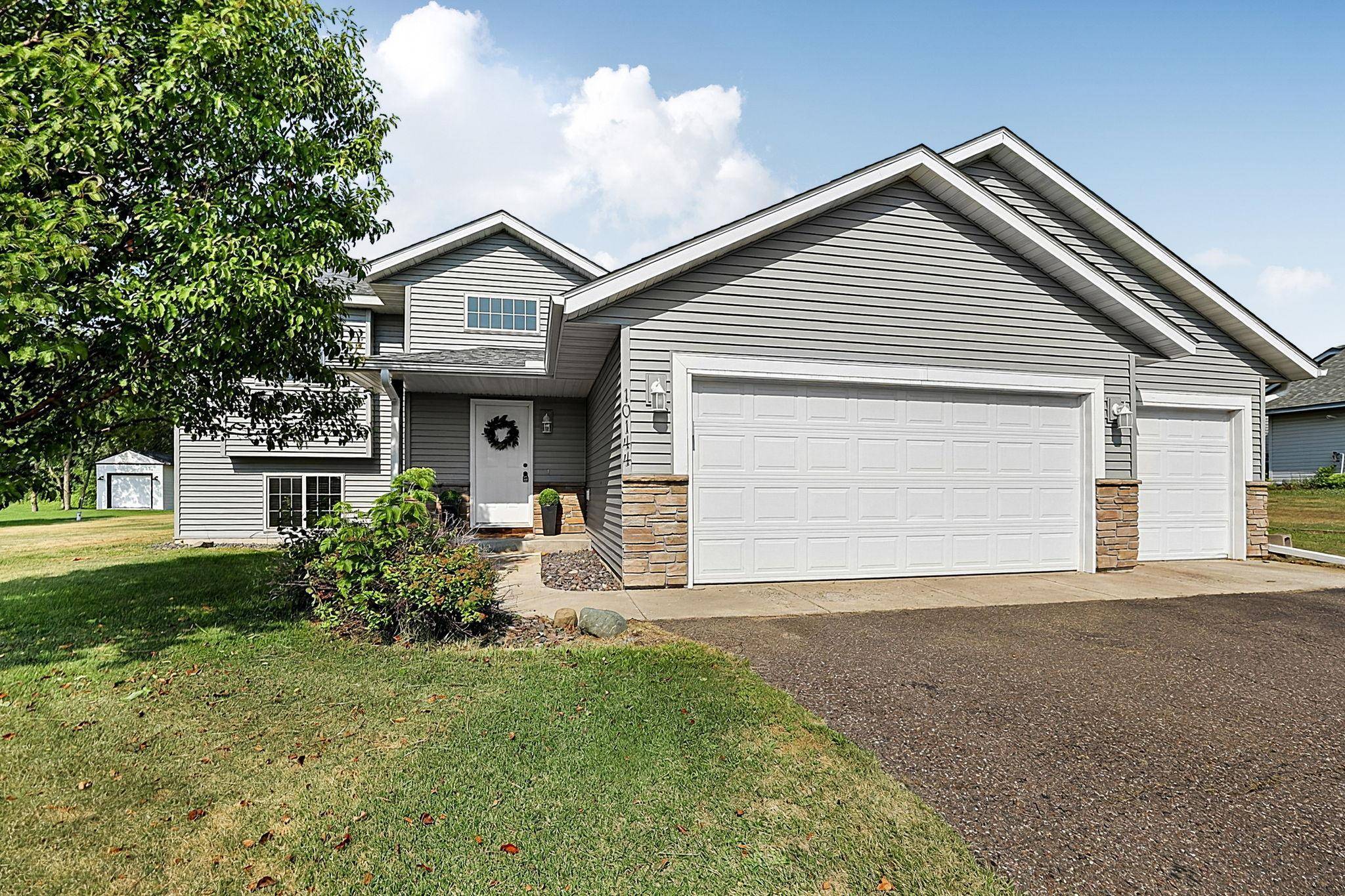 10144 157th AVE SE, Becker, MN 55308