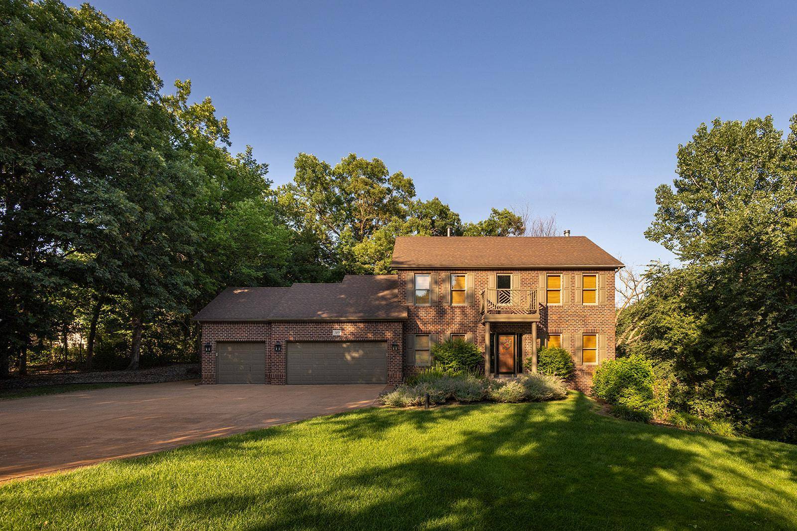 21891 Wagon Wheel TRL, Lakeville, MN 55044